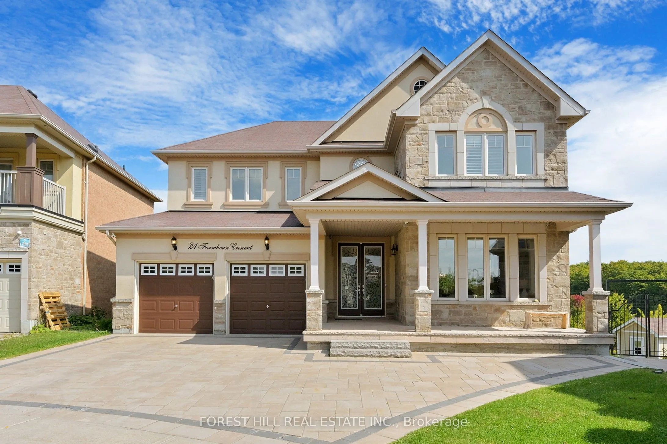 21 Farmhouse Crescent