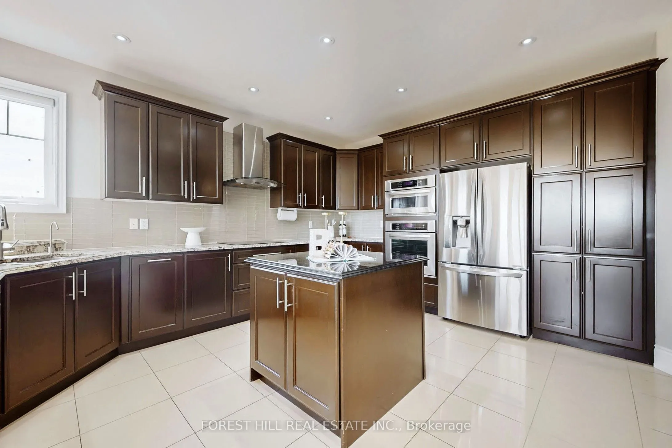 21 Farmhouse Crescent