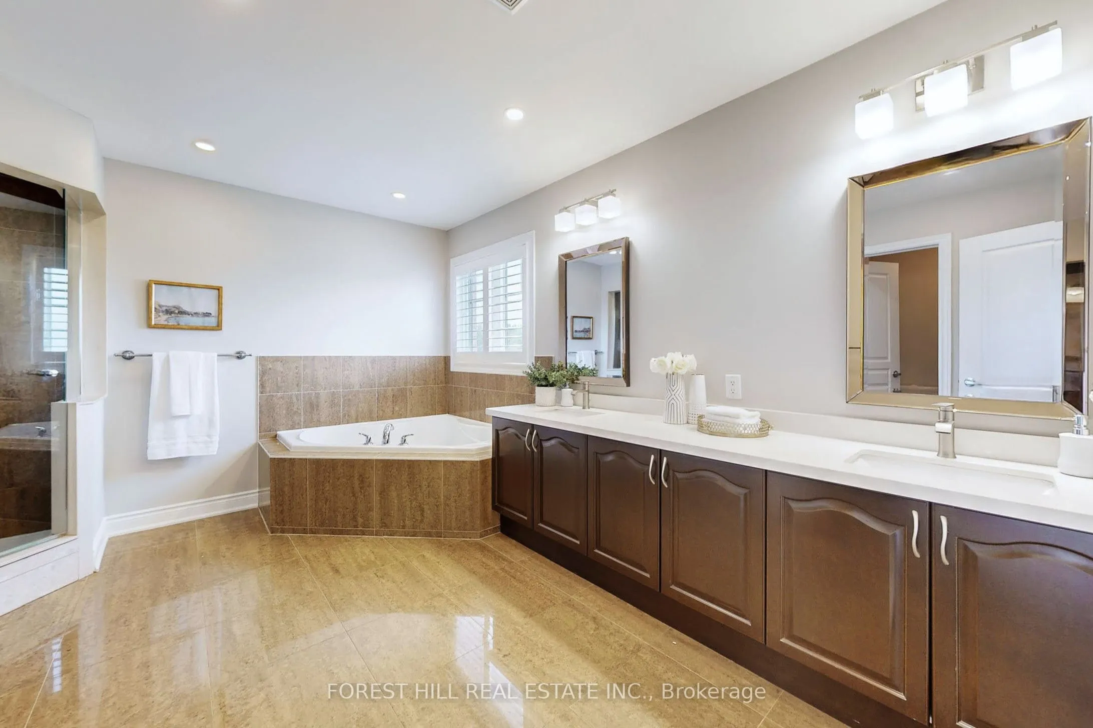 21 Farmhouse Crescent