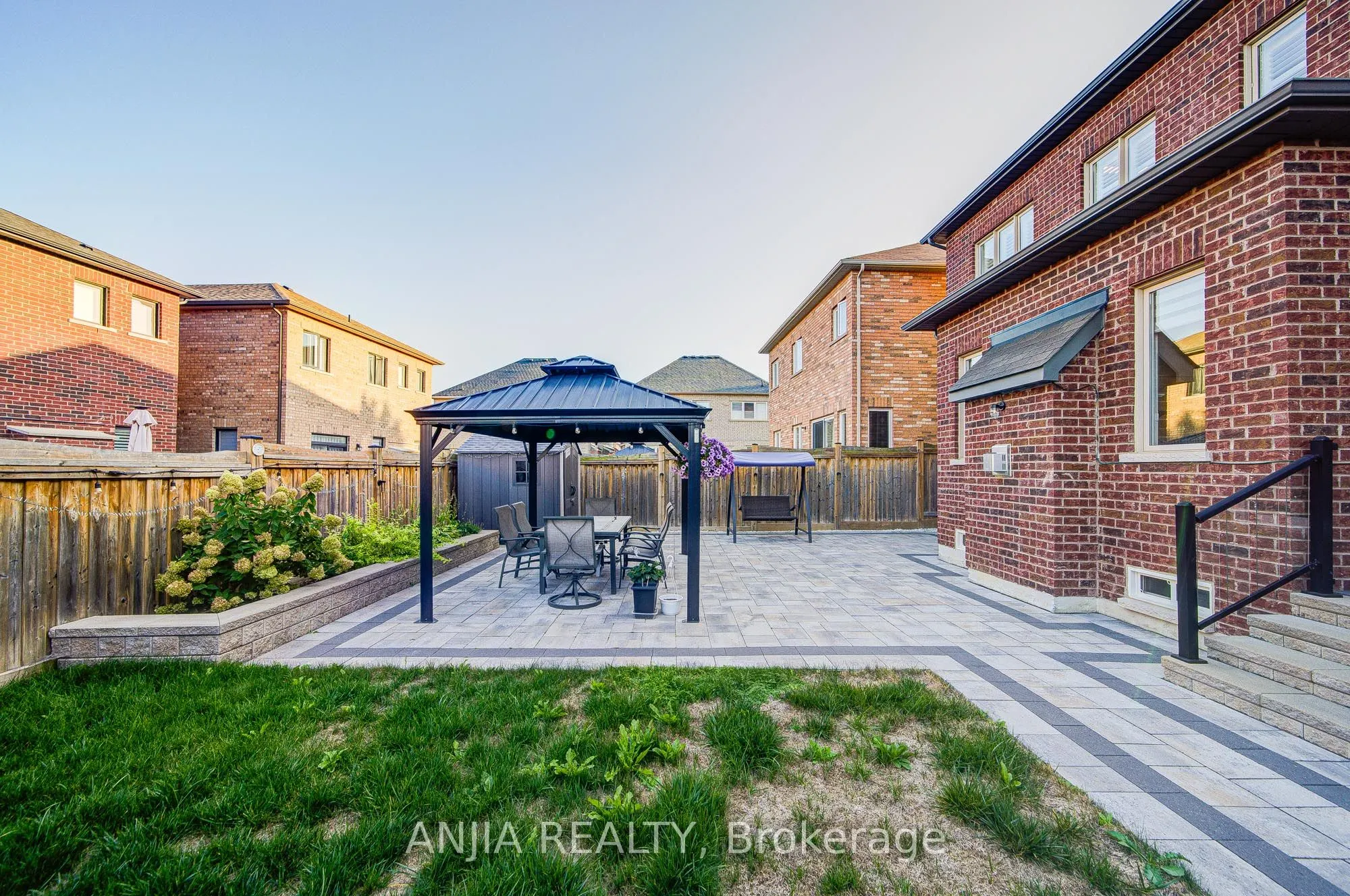 5 Warton Court
