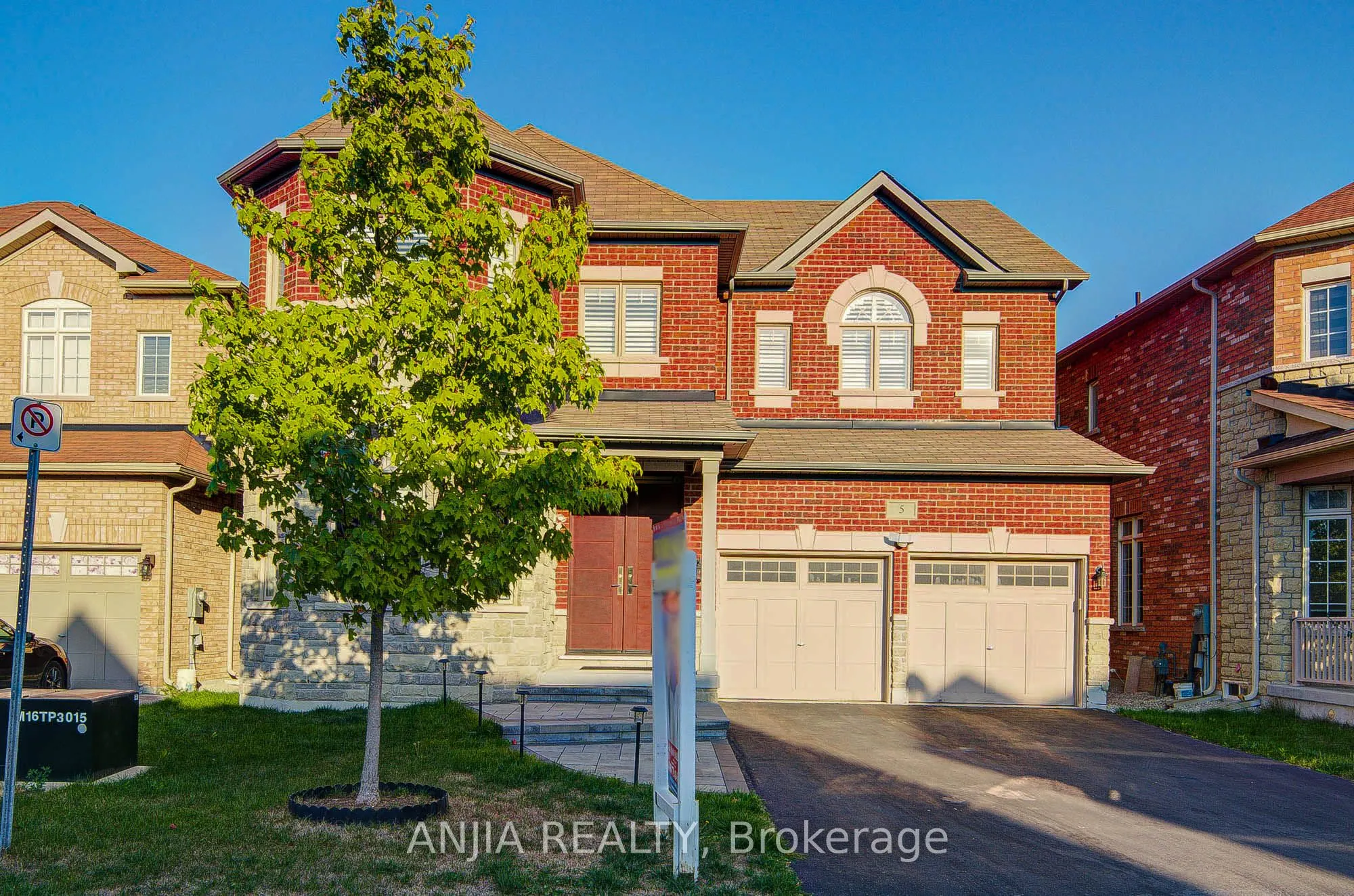 5 Warton Court