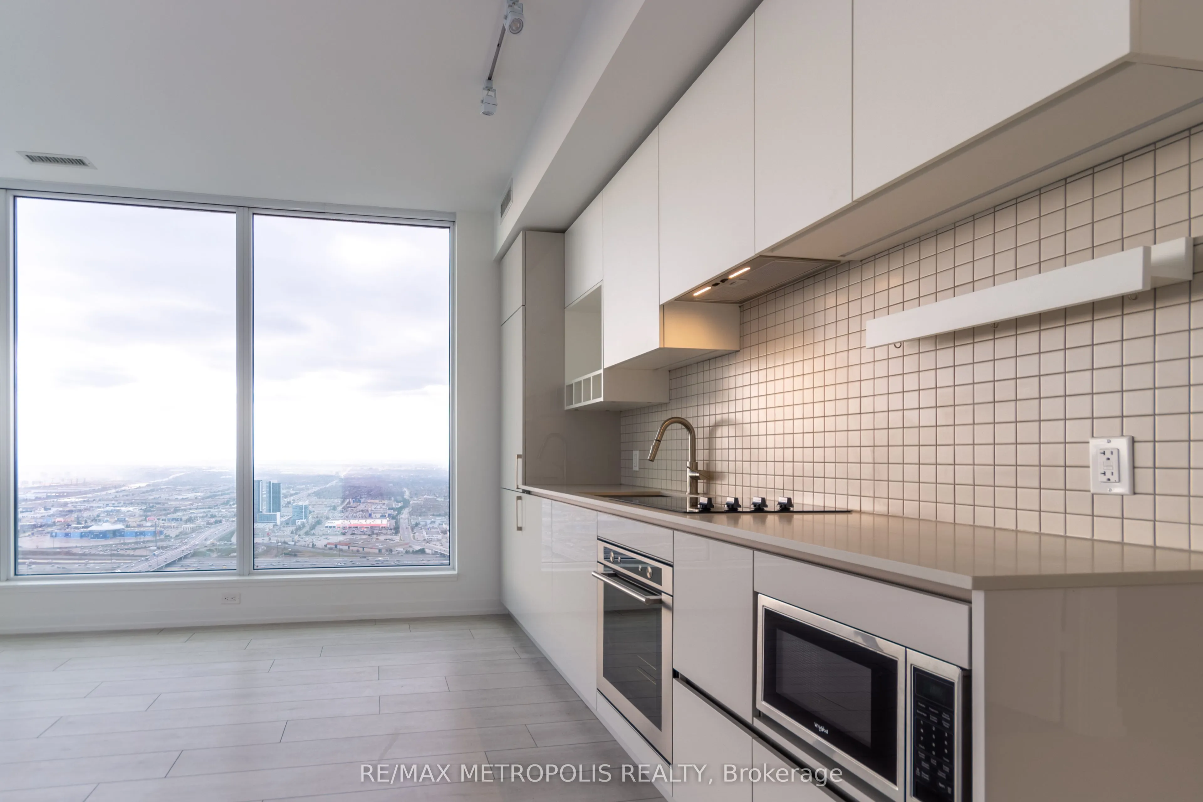 5 Buttermill Avenue, #5709