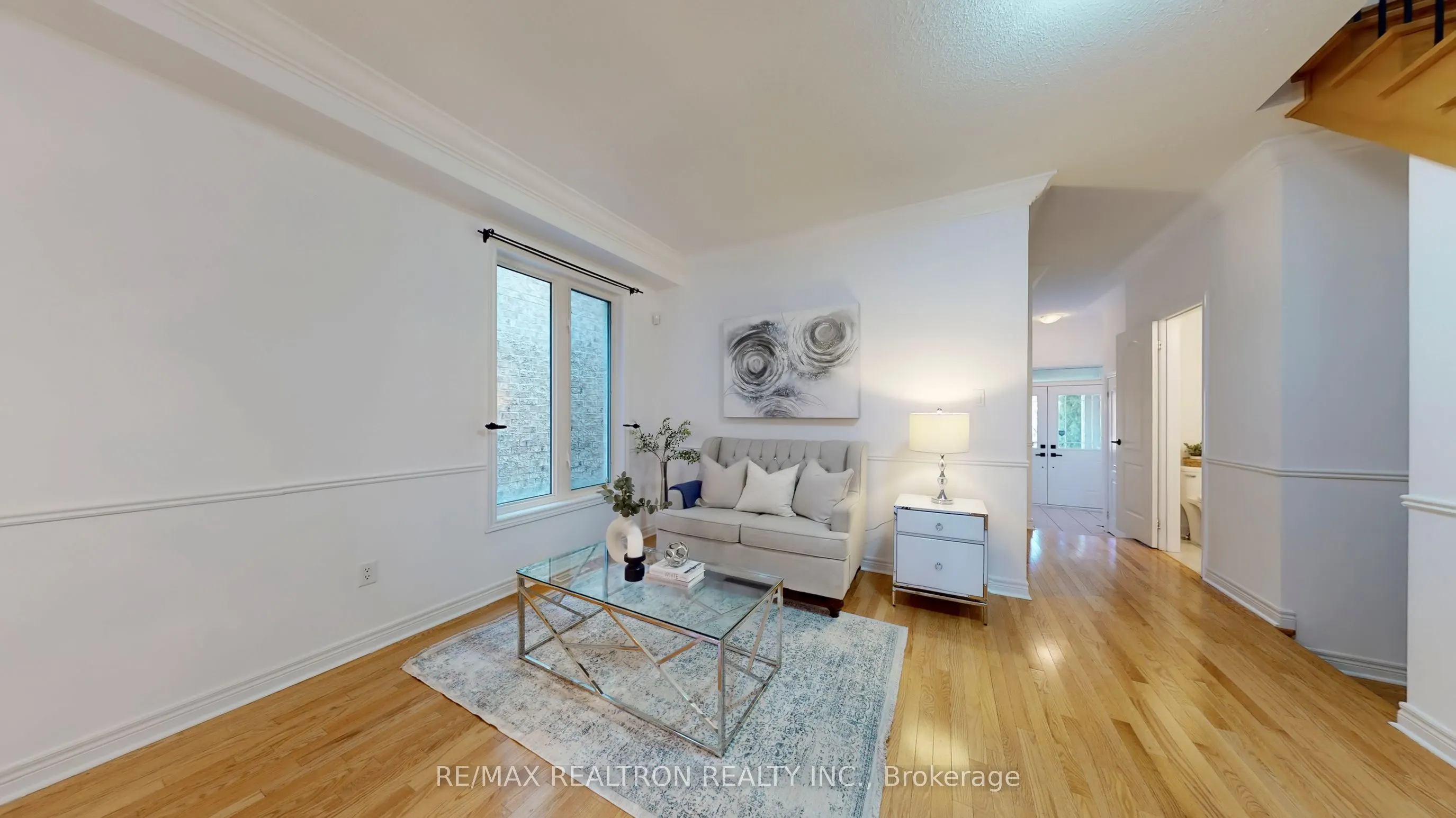 82 Sir Sanford Fleming Way