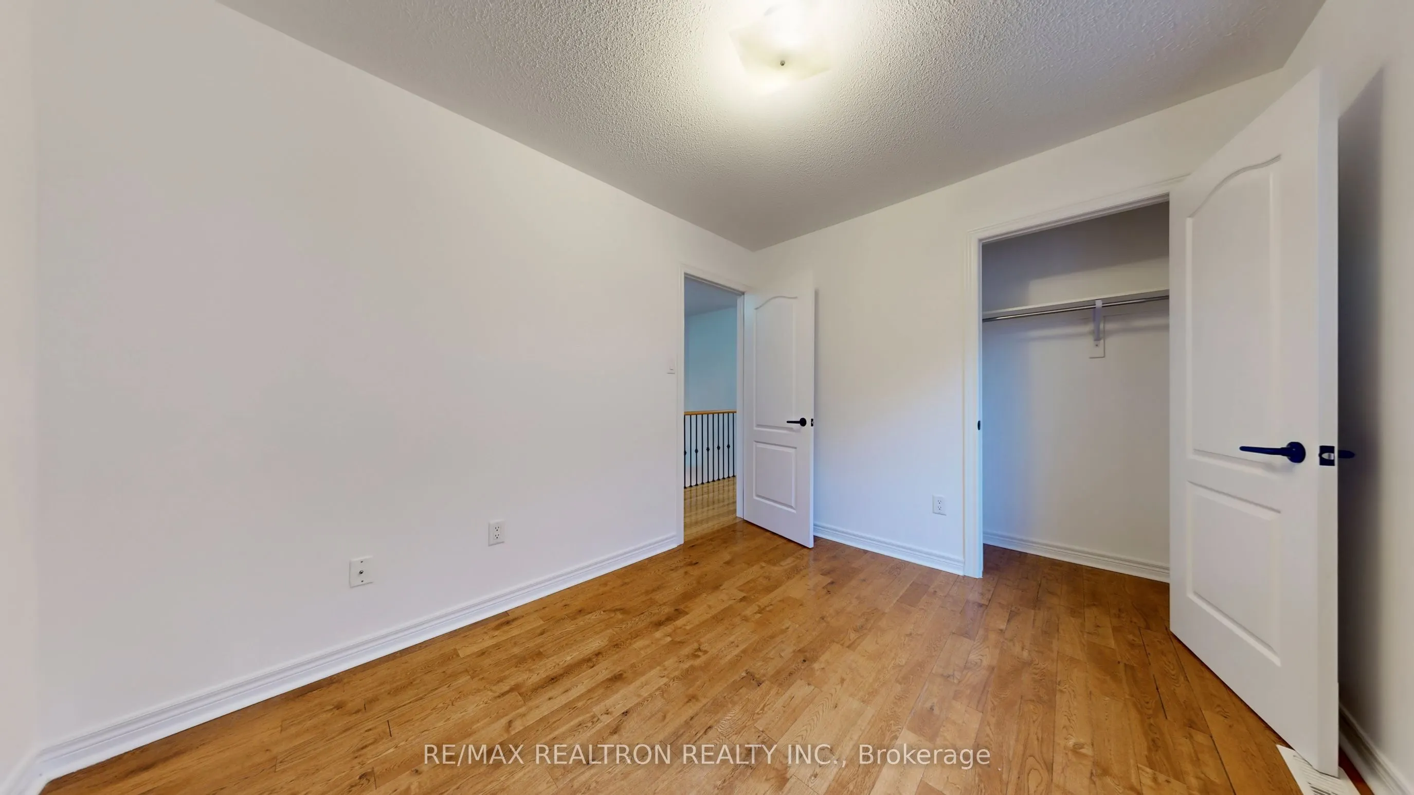 82 Sir Sanford Fleming Way