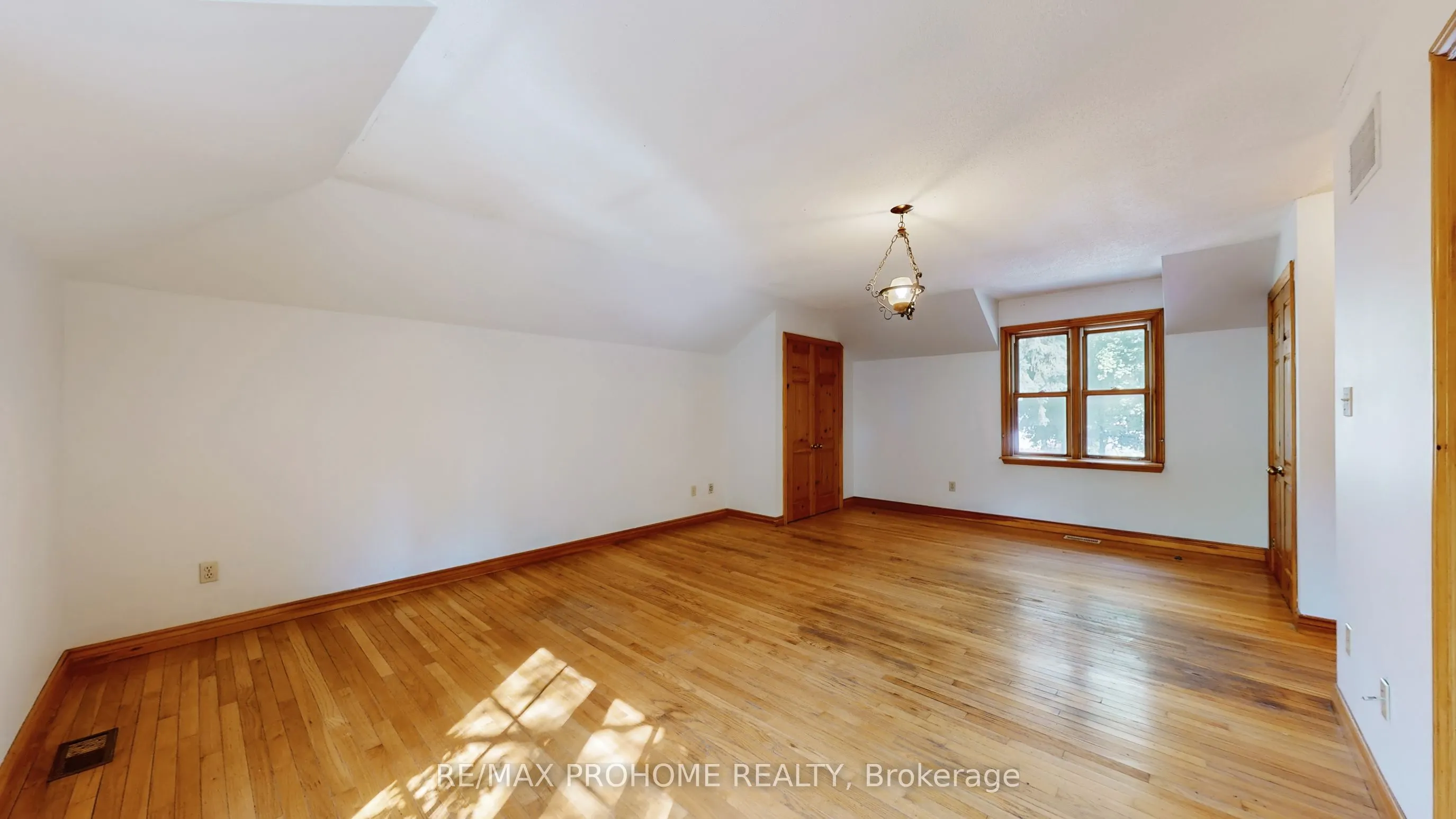17 Eckardt Avenue