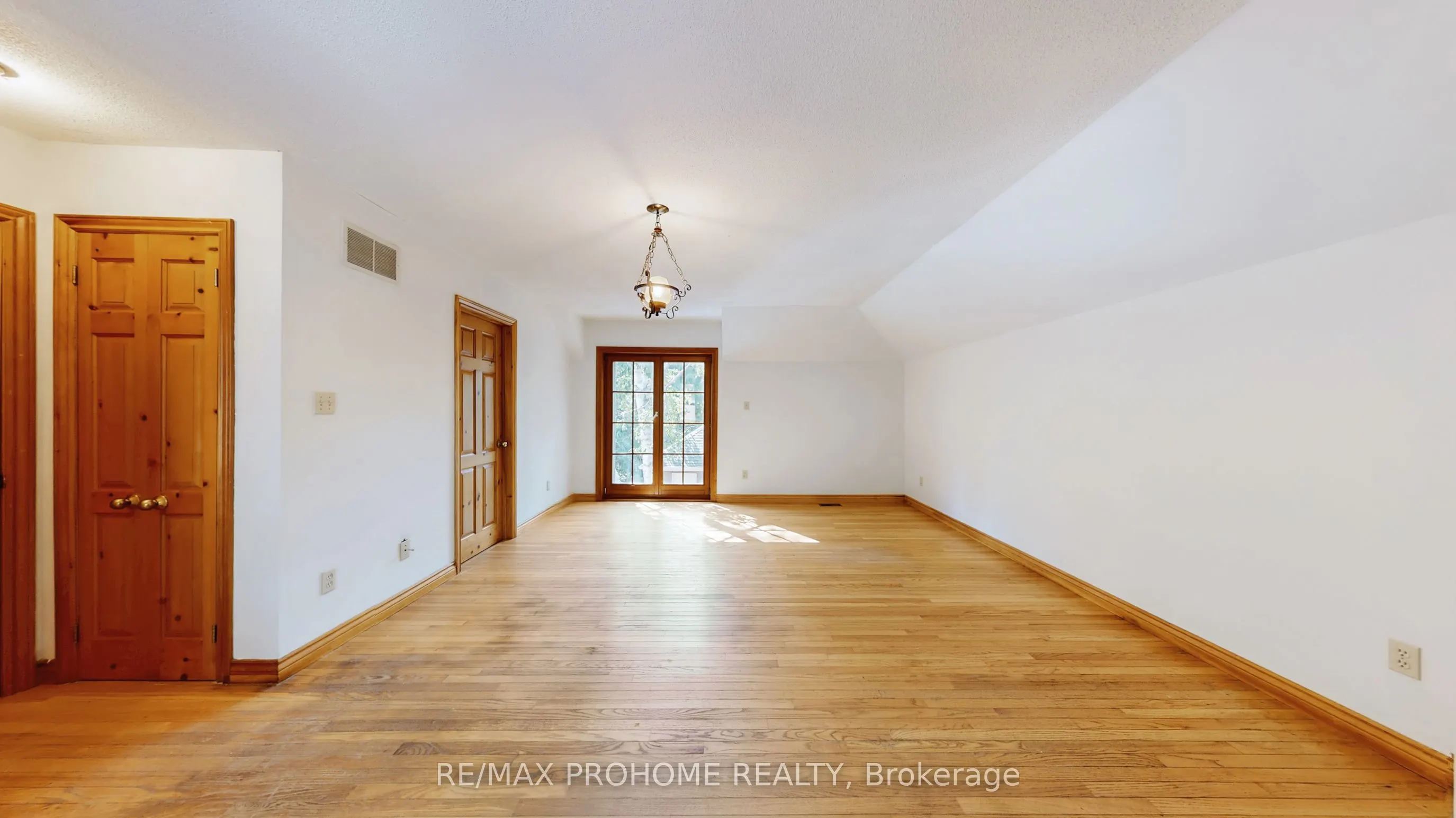 17 Eckardt Avenue