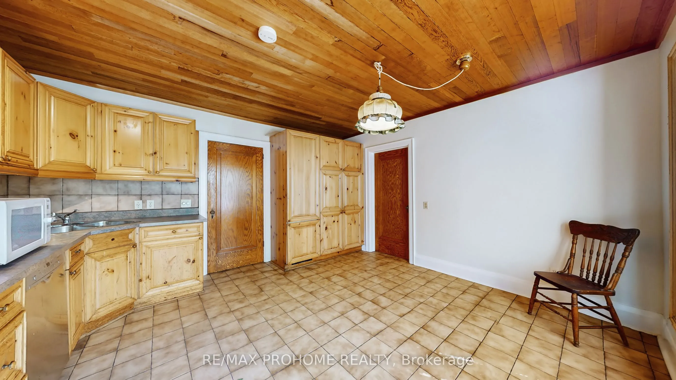 17 Eckardt Avenue