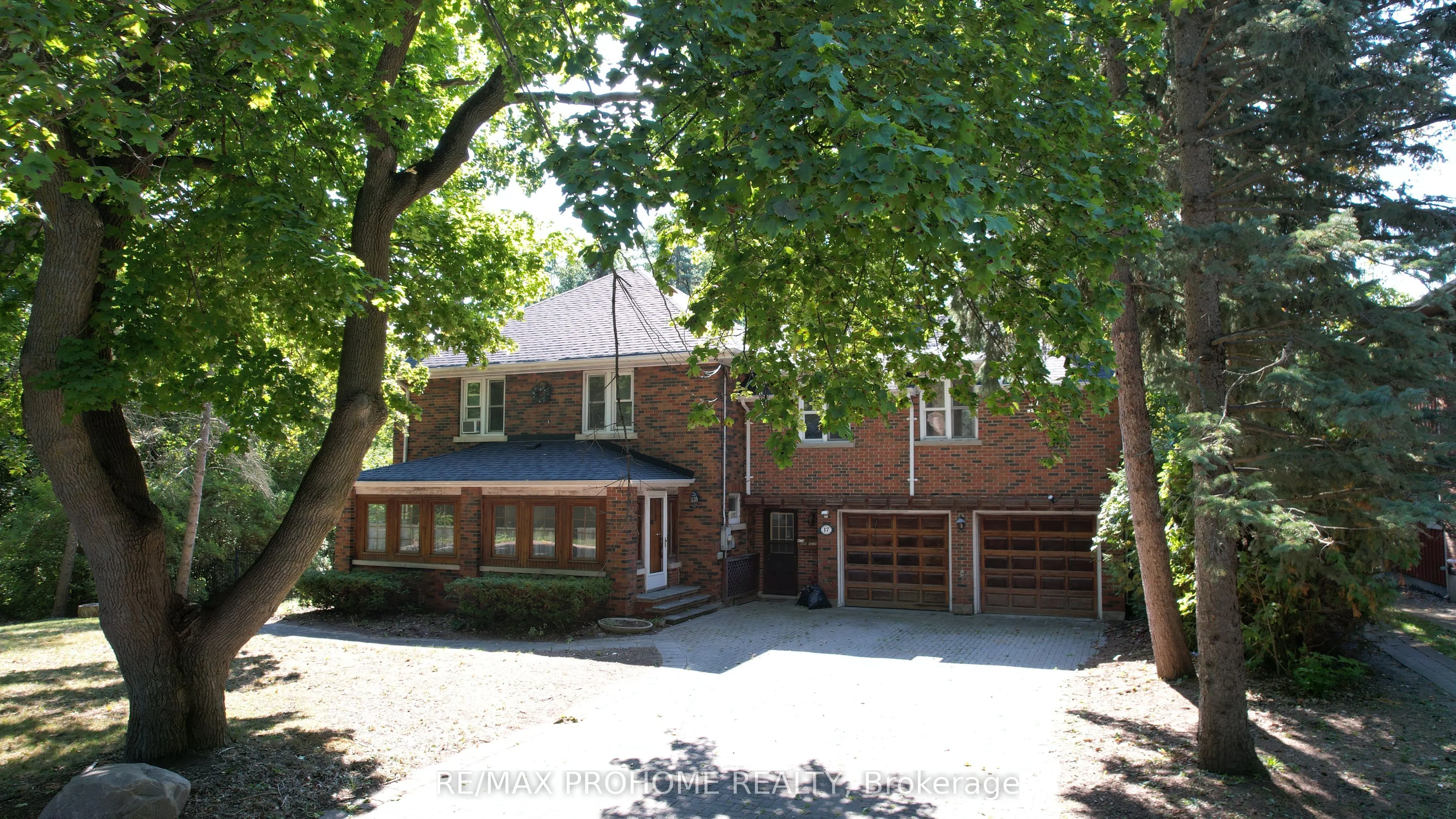 17 Eckardt Avenue