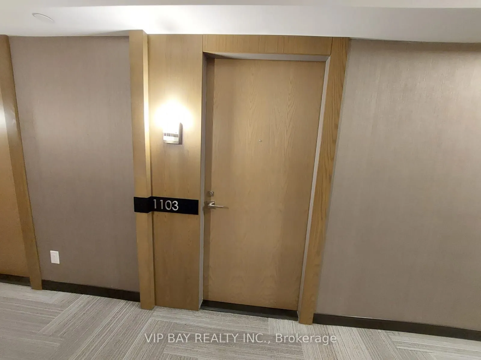 18 Uptown Drive, #1103
