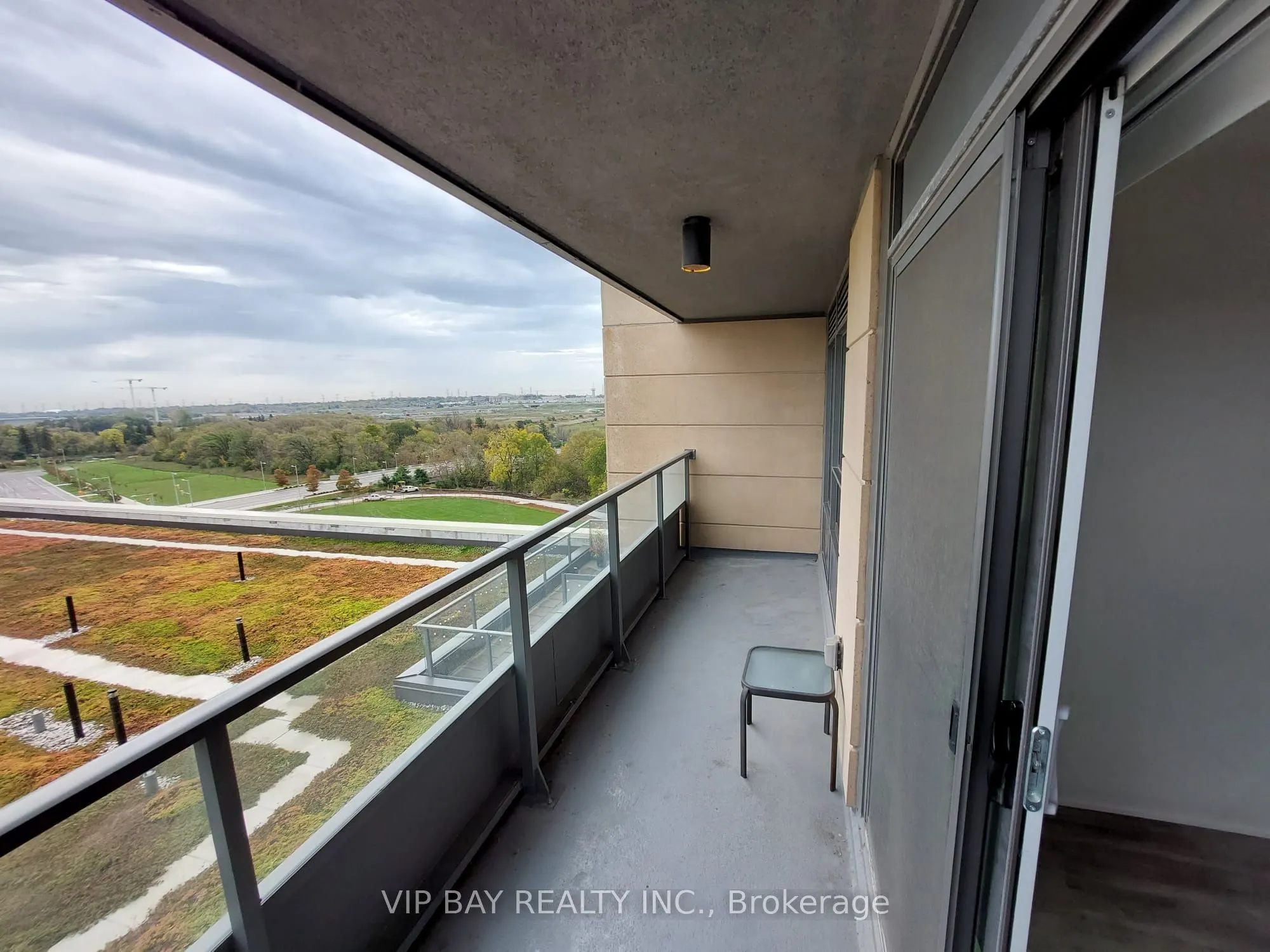 18 Uptown Drive, #1103