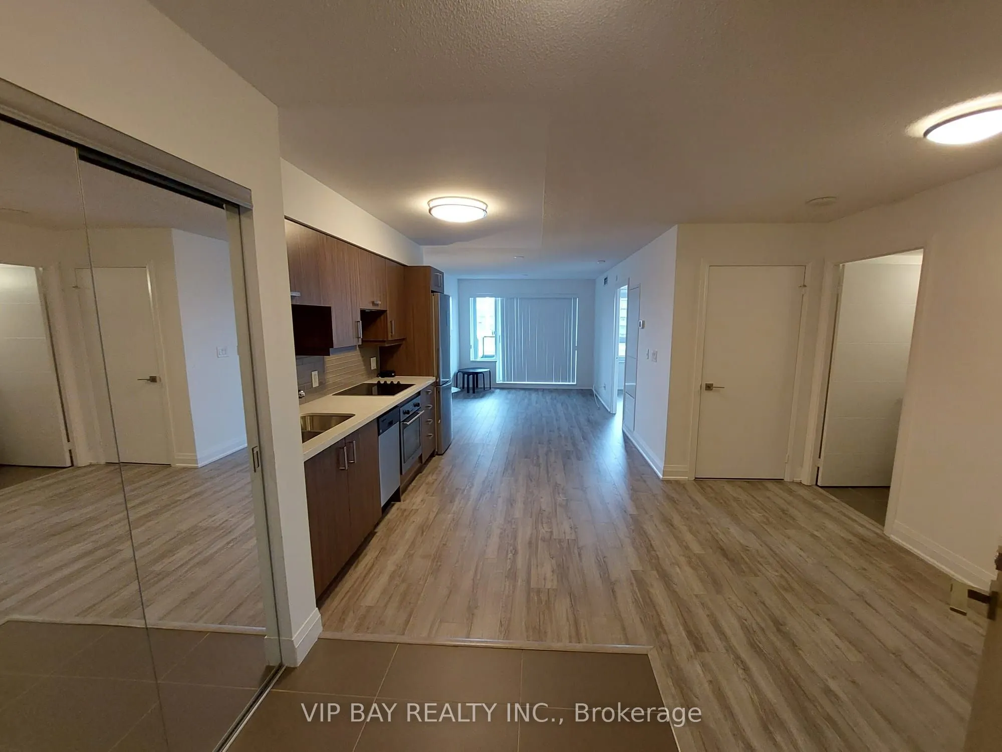 18 Uptown Drive, #1103