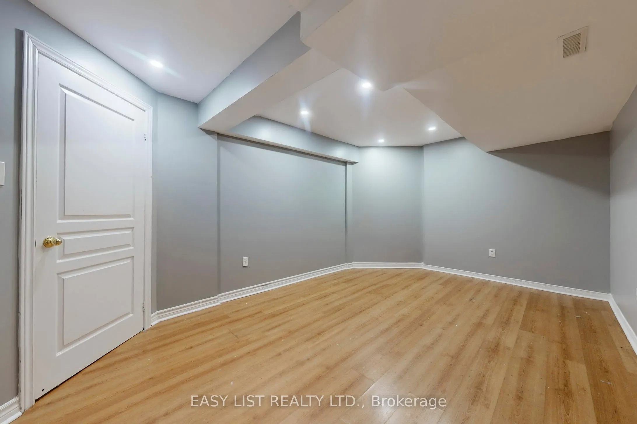 6 Kingshill #basement Road