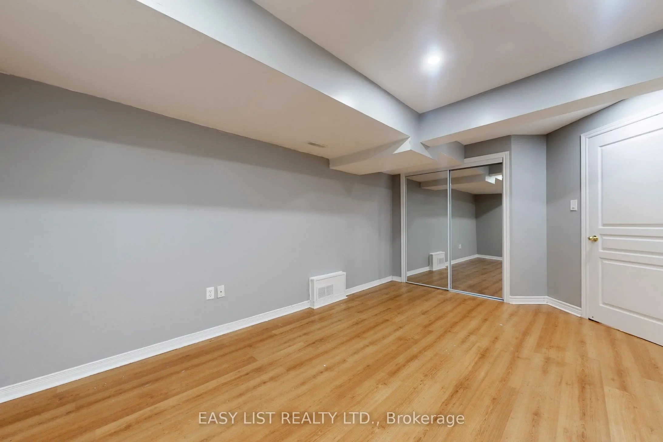 6 Kingshill #basement Road