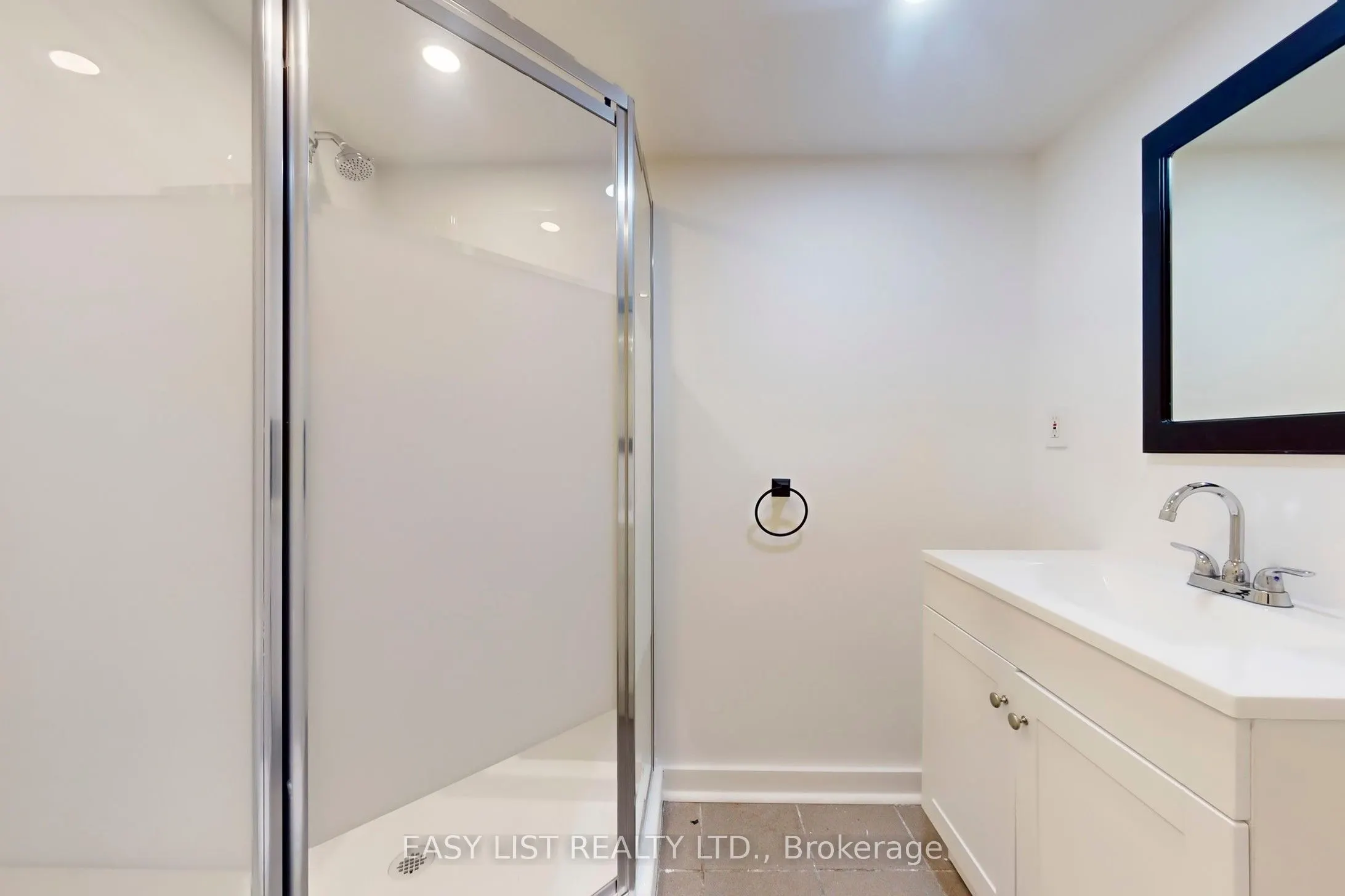 6 Kingshill #basement Road