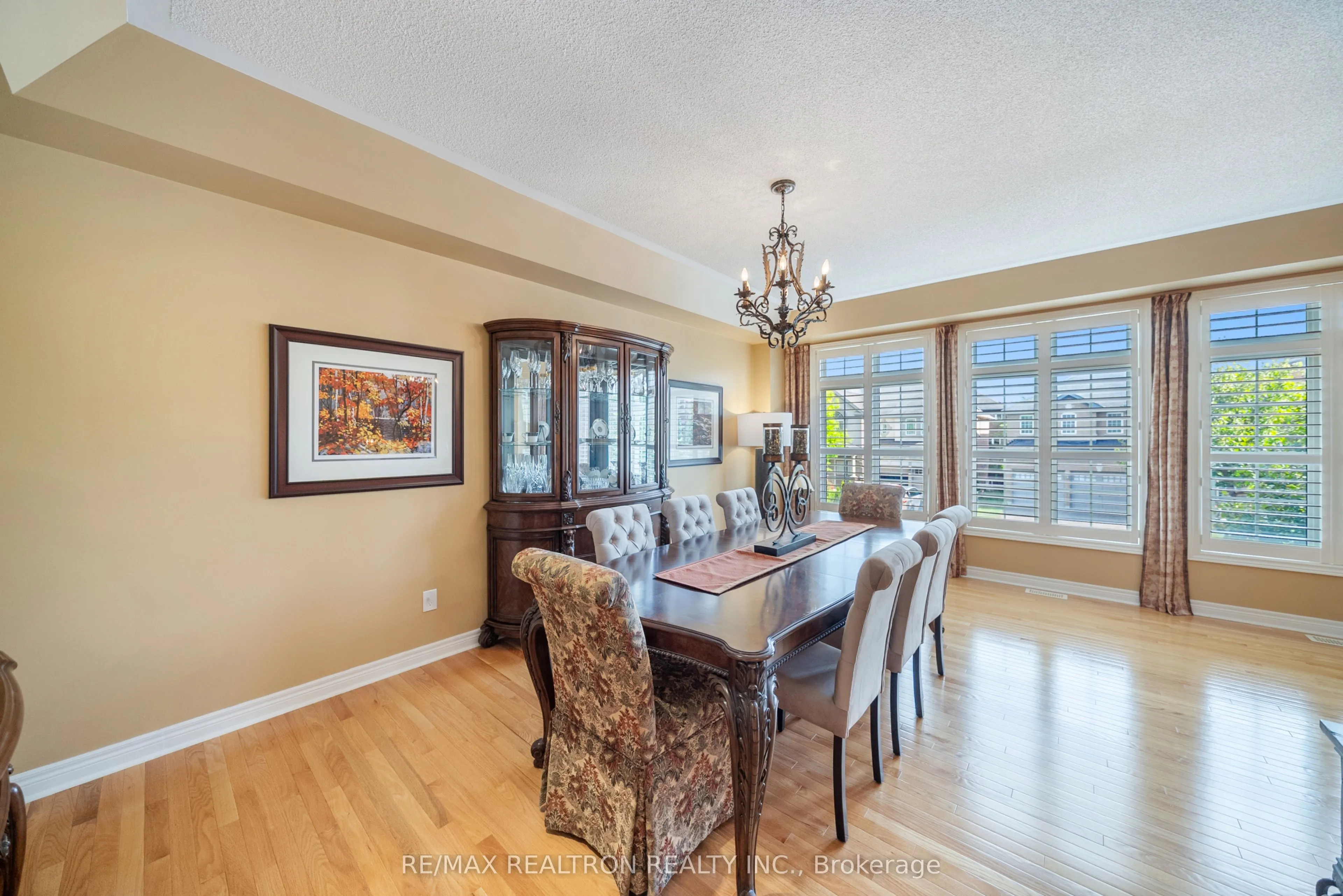 93 Timna Crescent