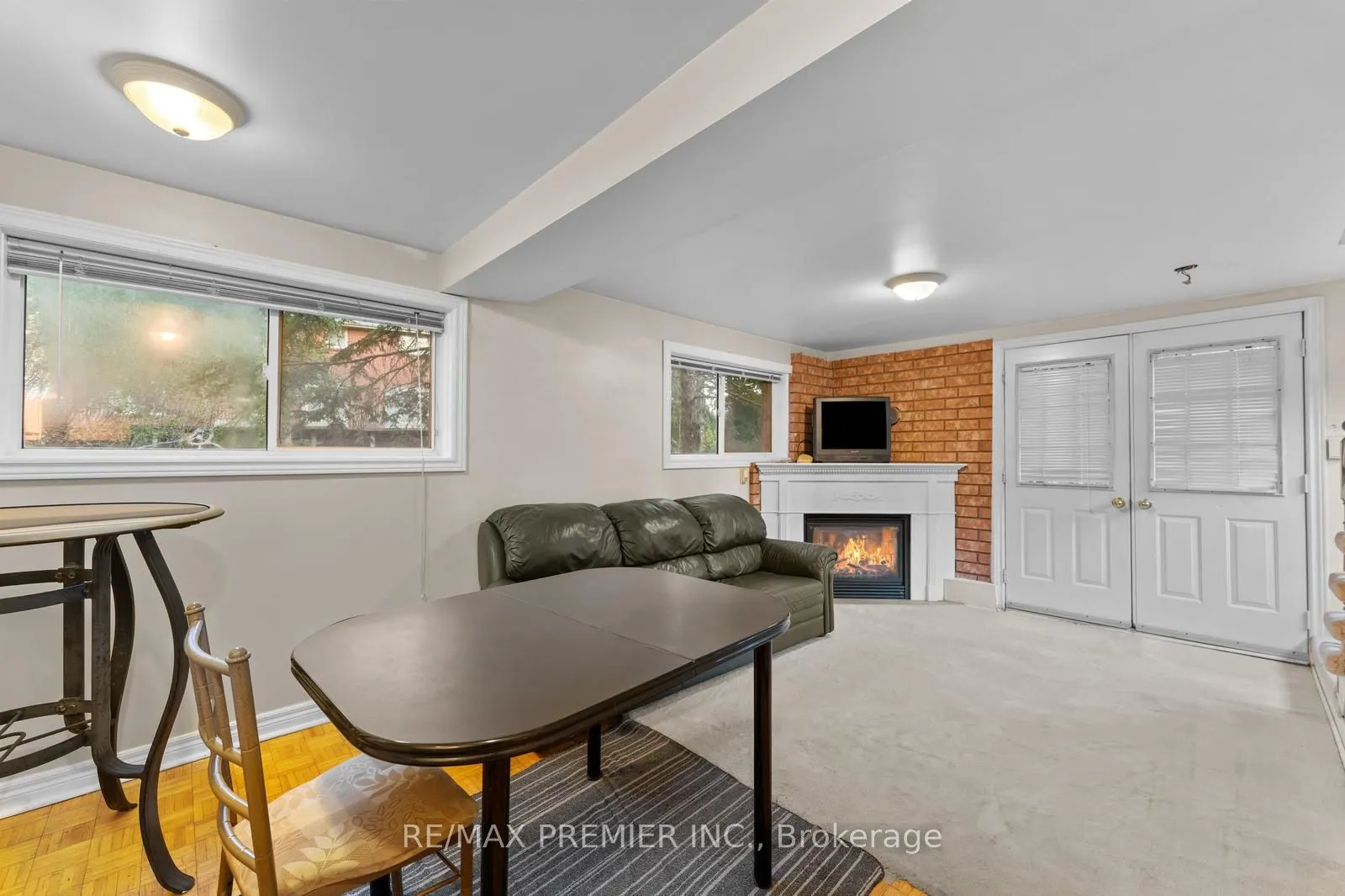 261 Sylvadene Parkway