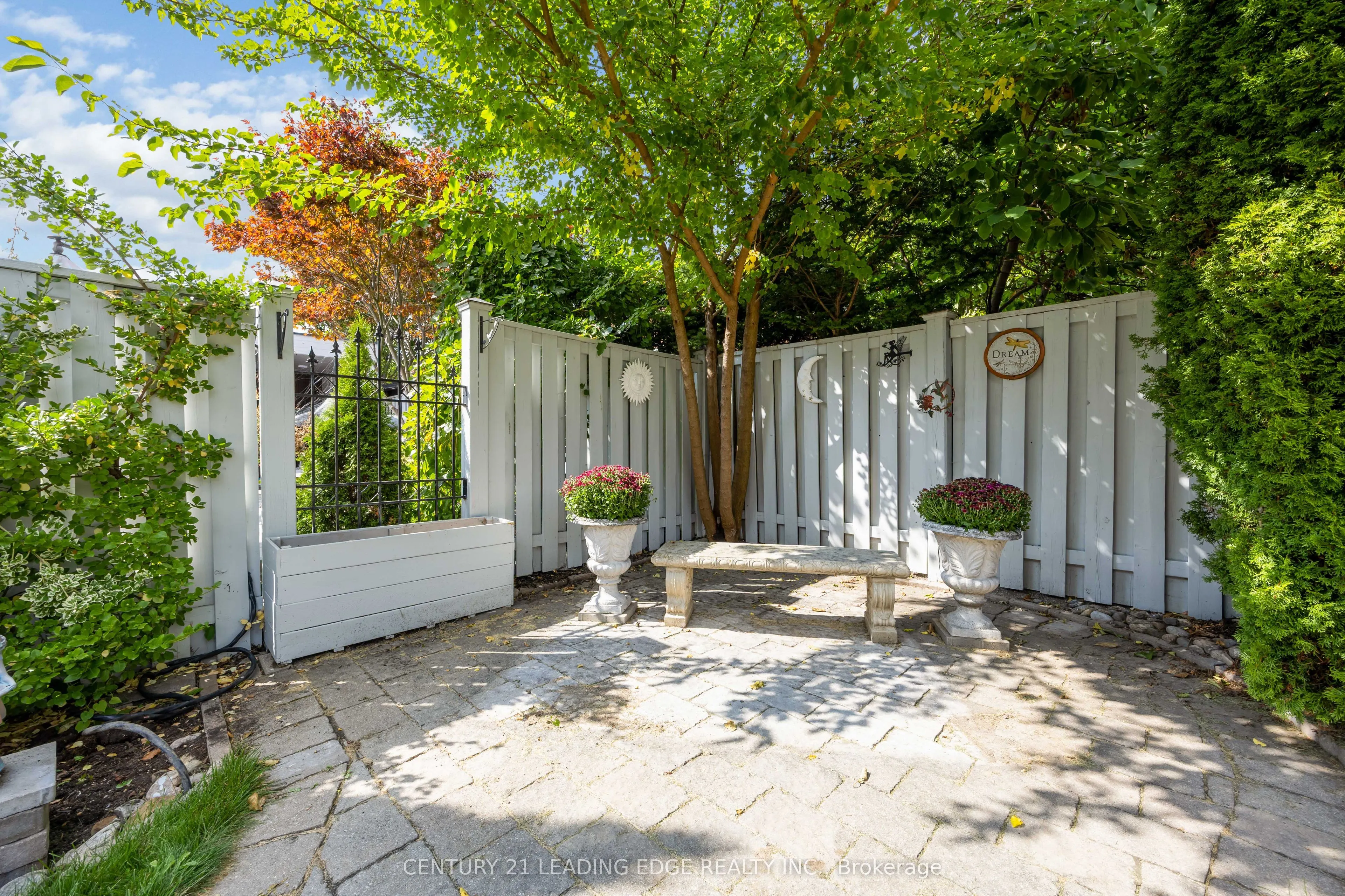 106 Noble Prince Place