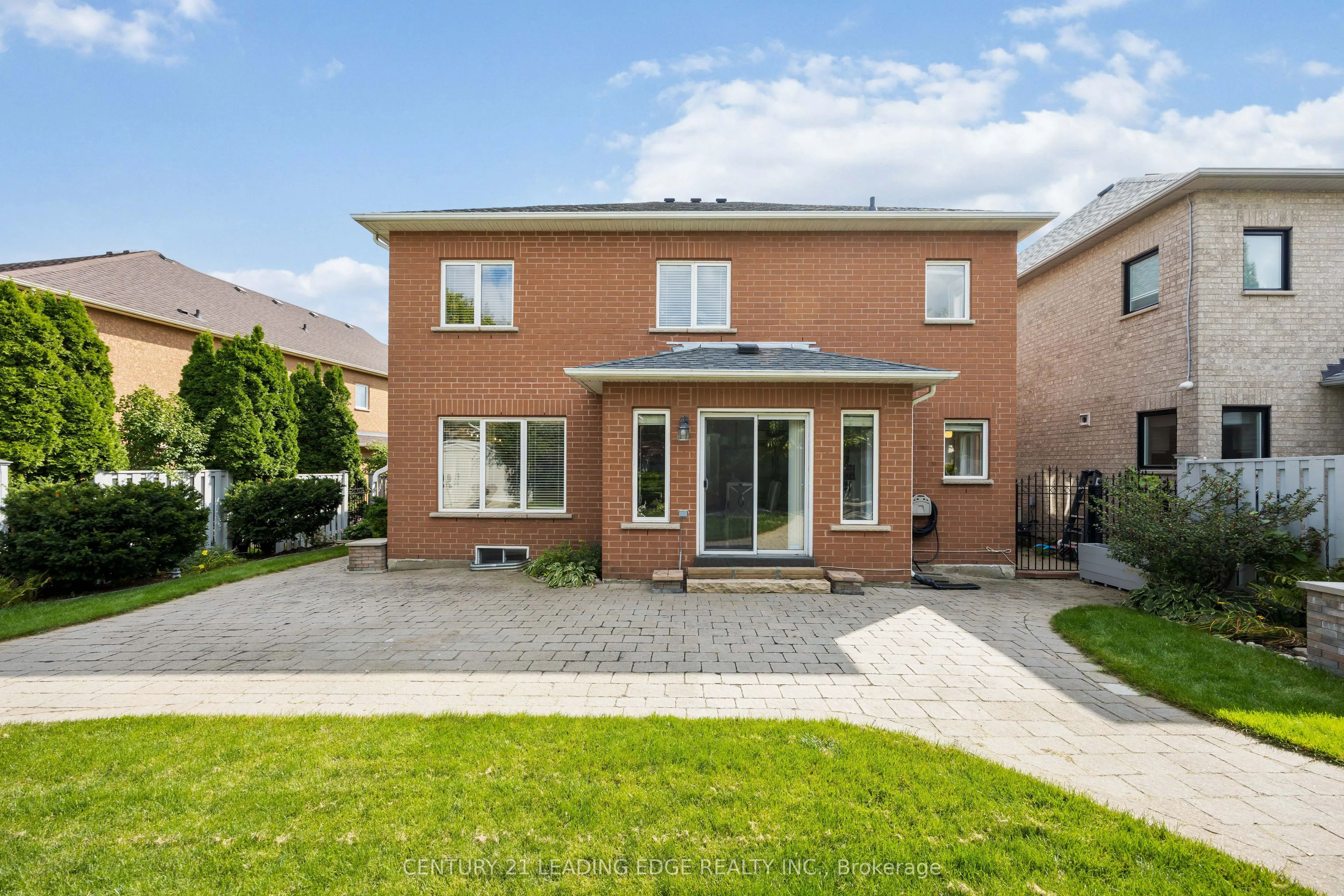 106 Noble Prince Place