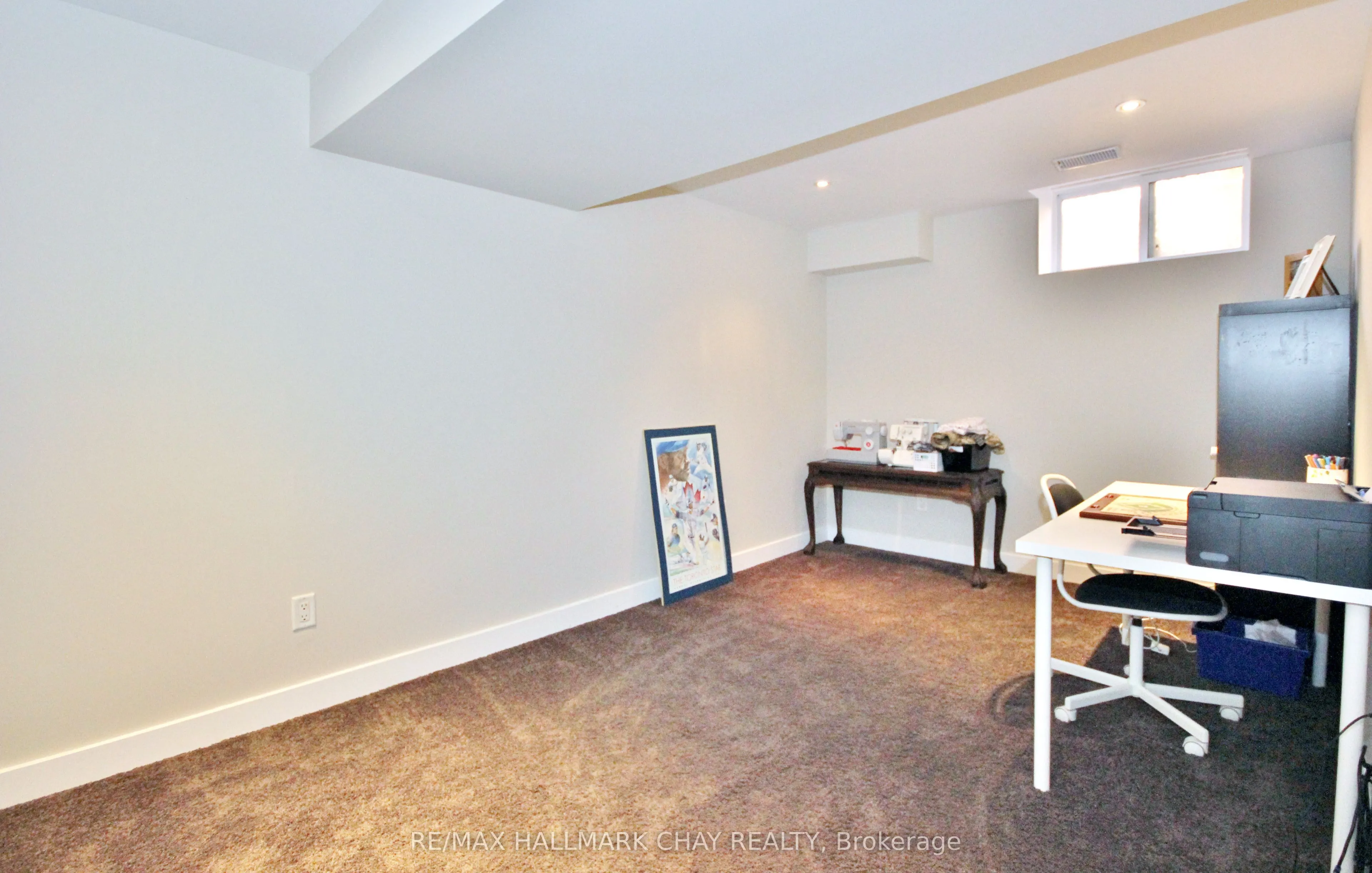 1084 Winnifred Court