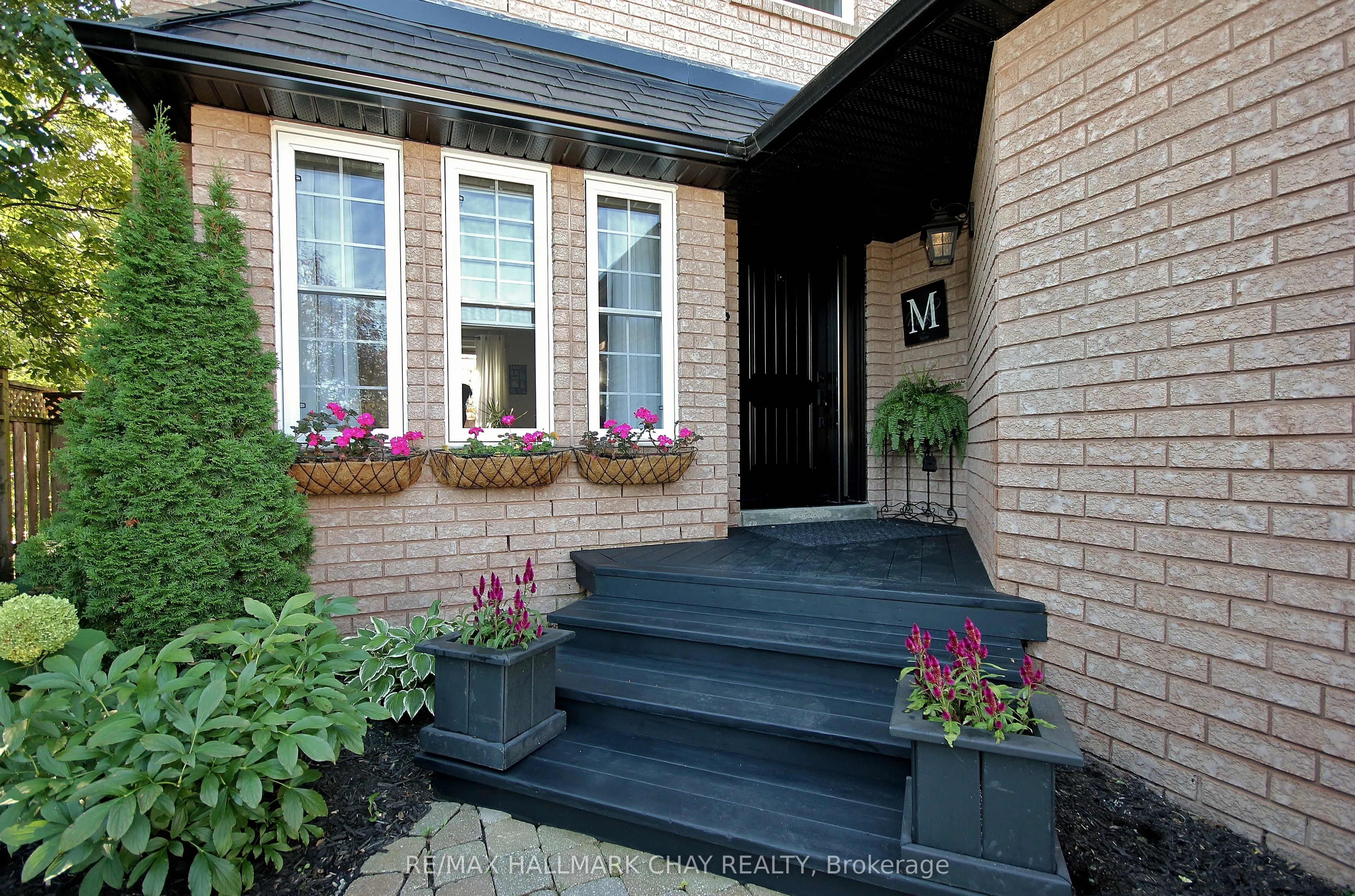 1084 Winnifred Court