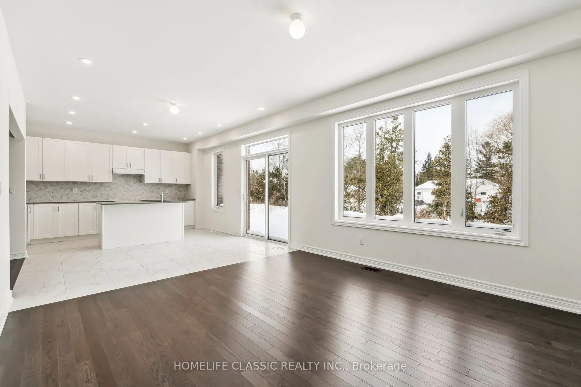 1286 Davis Loop
