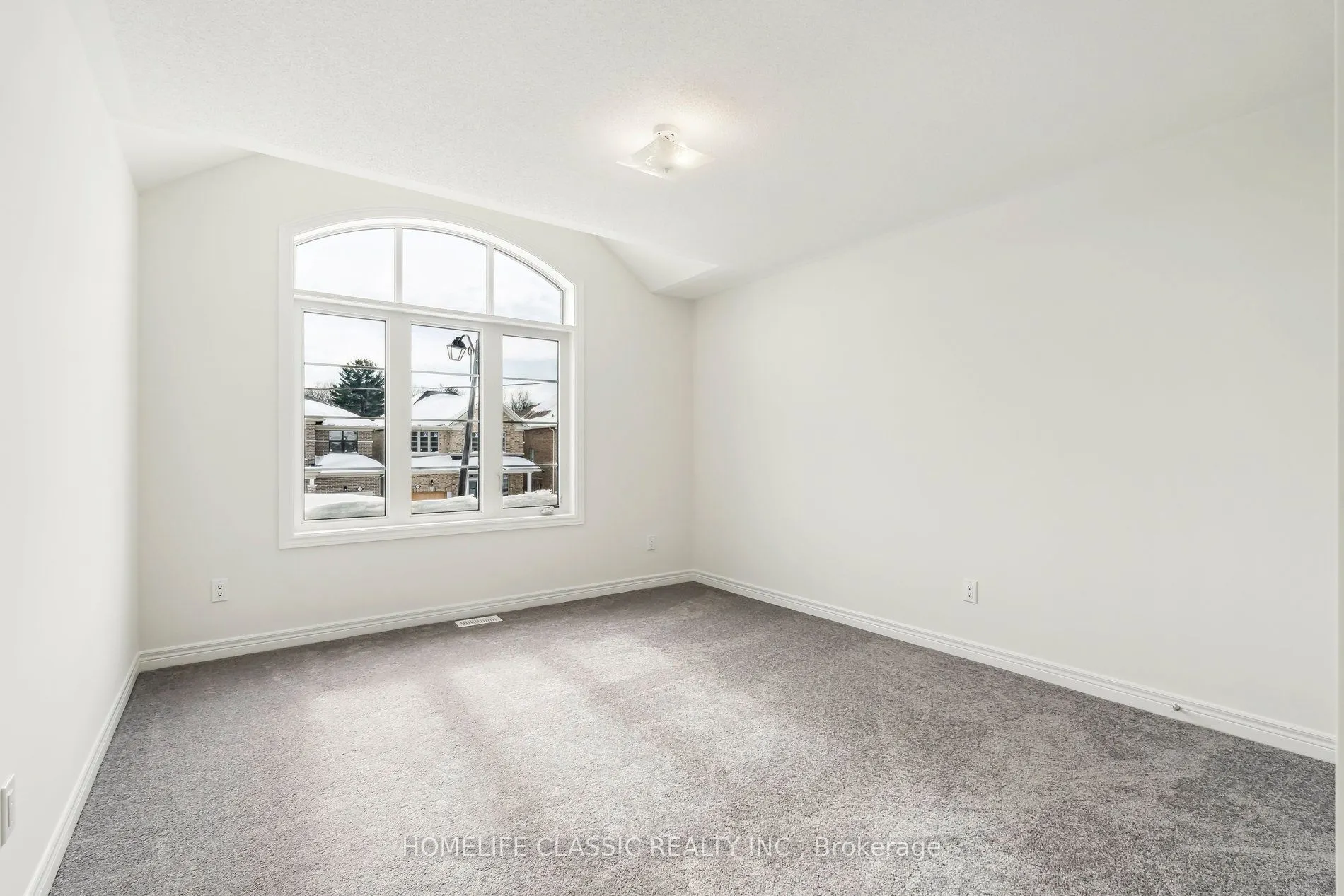 1286 Davis Loop