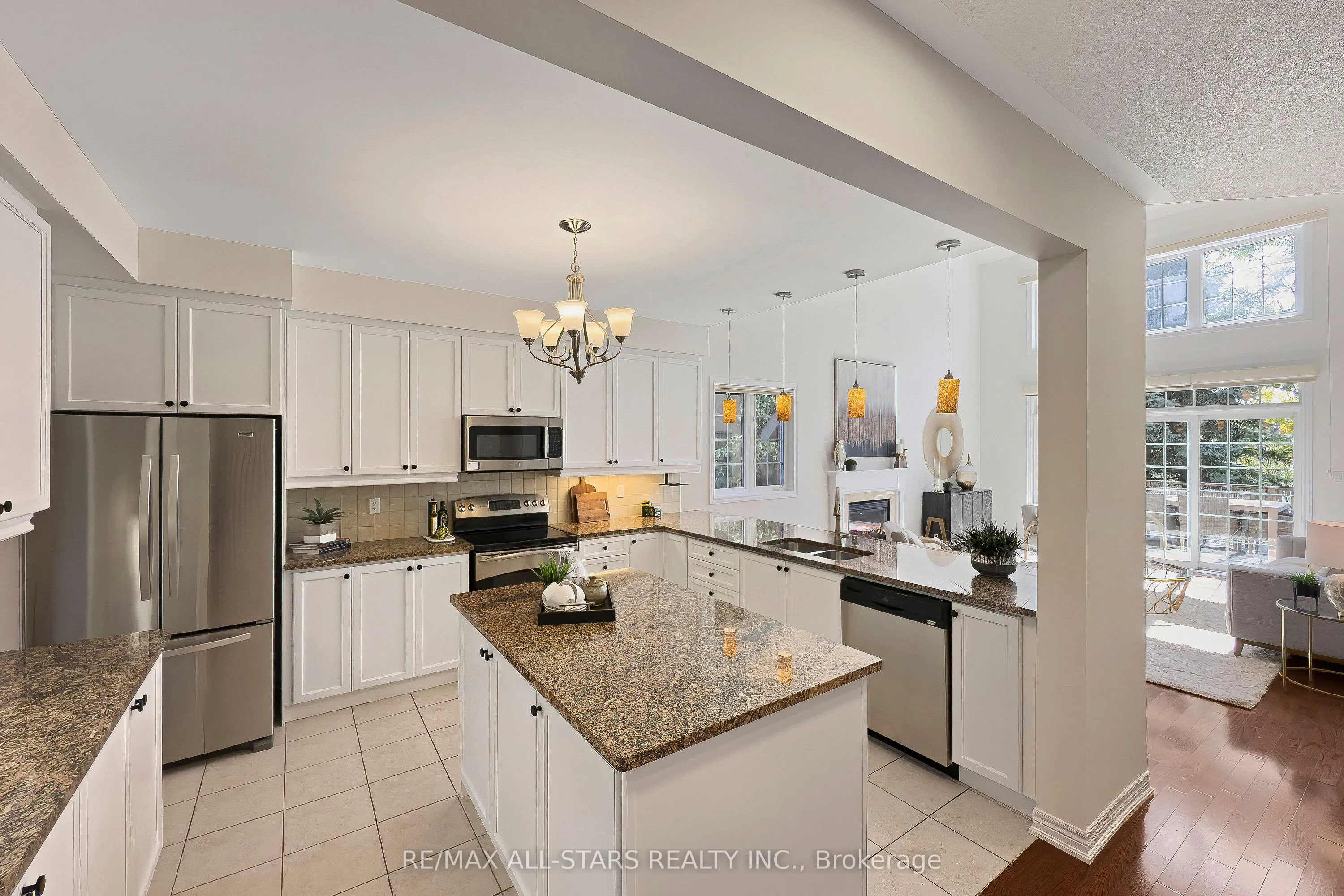 86 Lakeside Vista Way, #410