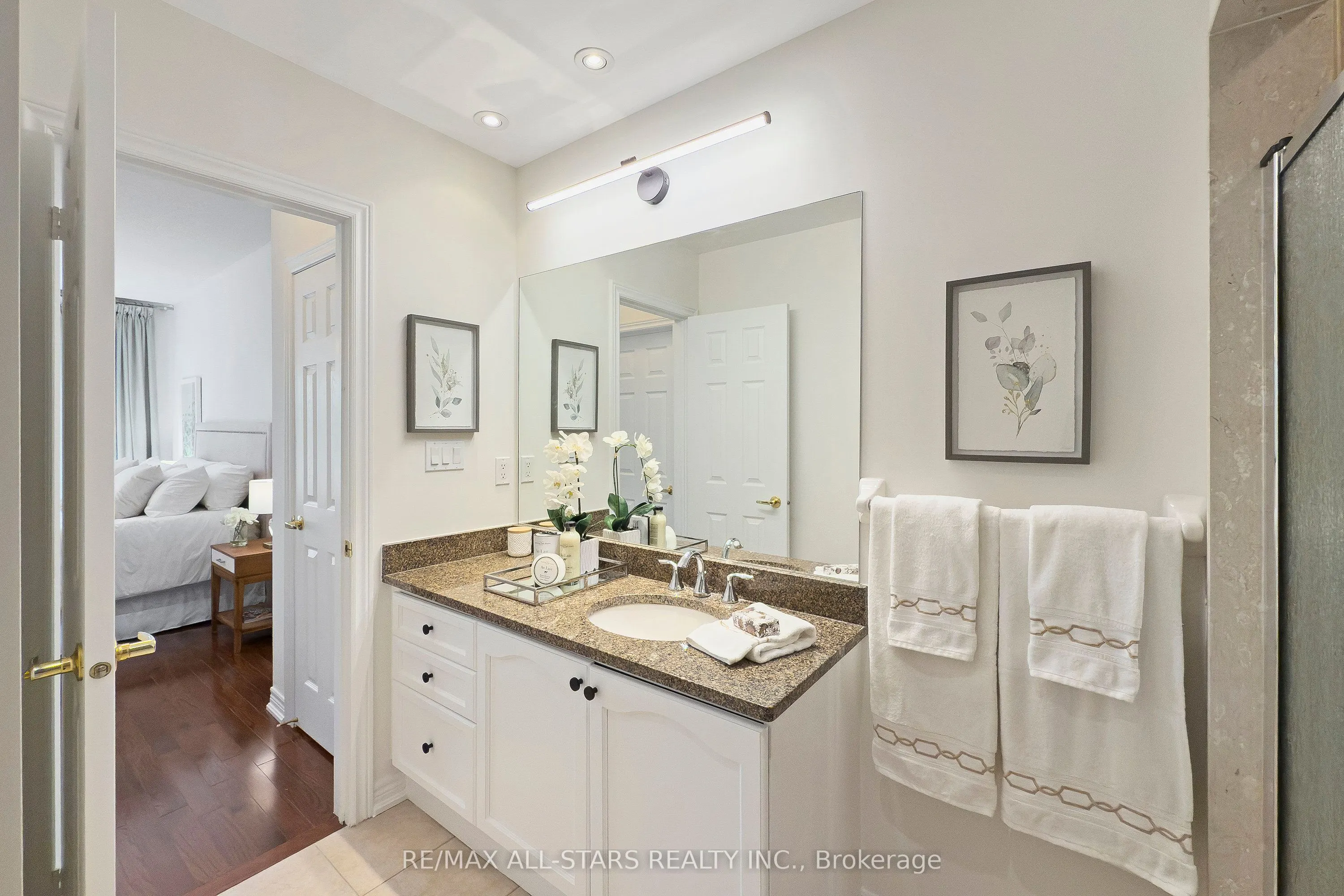 86 Lakeside Vista Way, #410