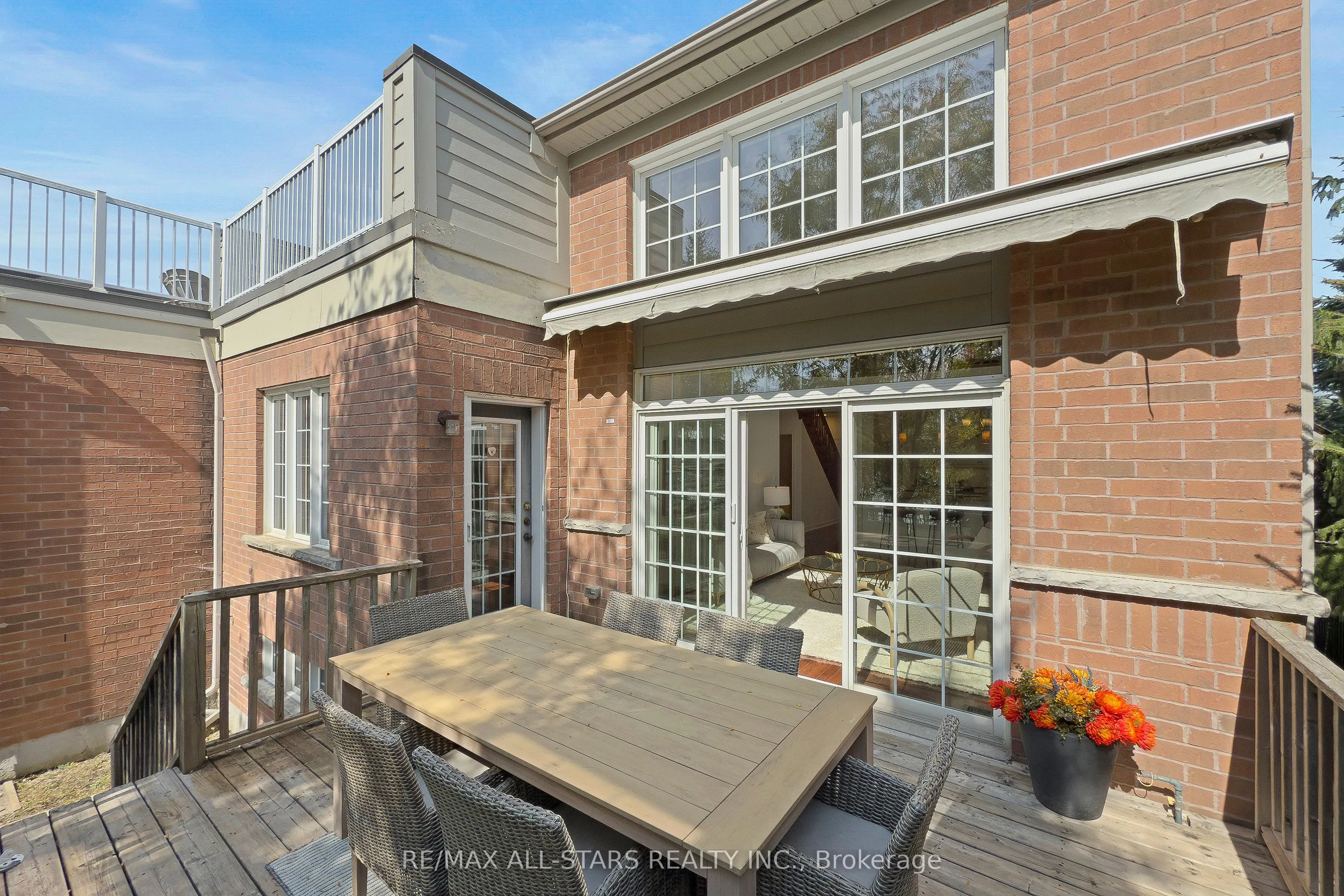86 Lakeside Vista Way, #410