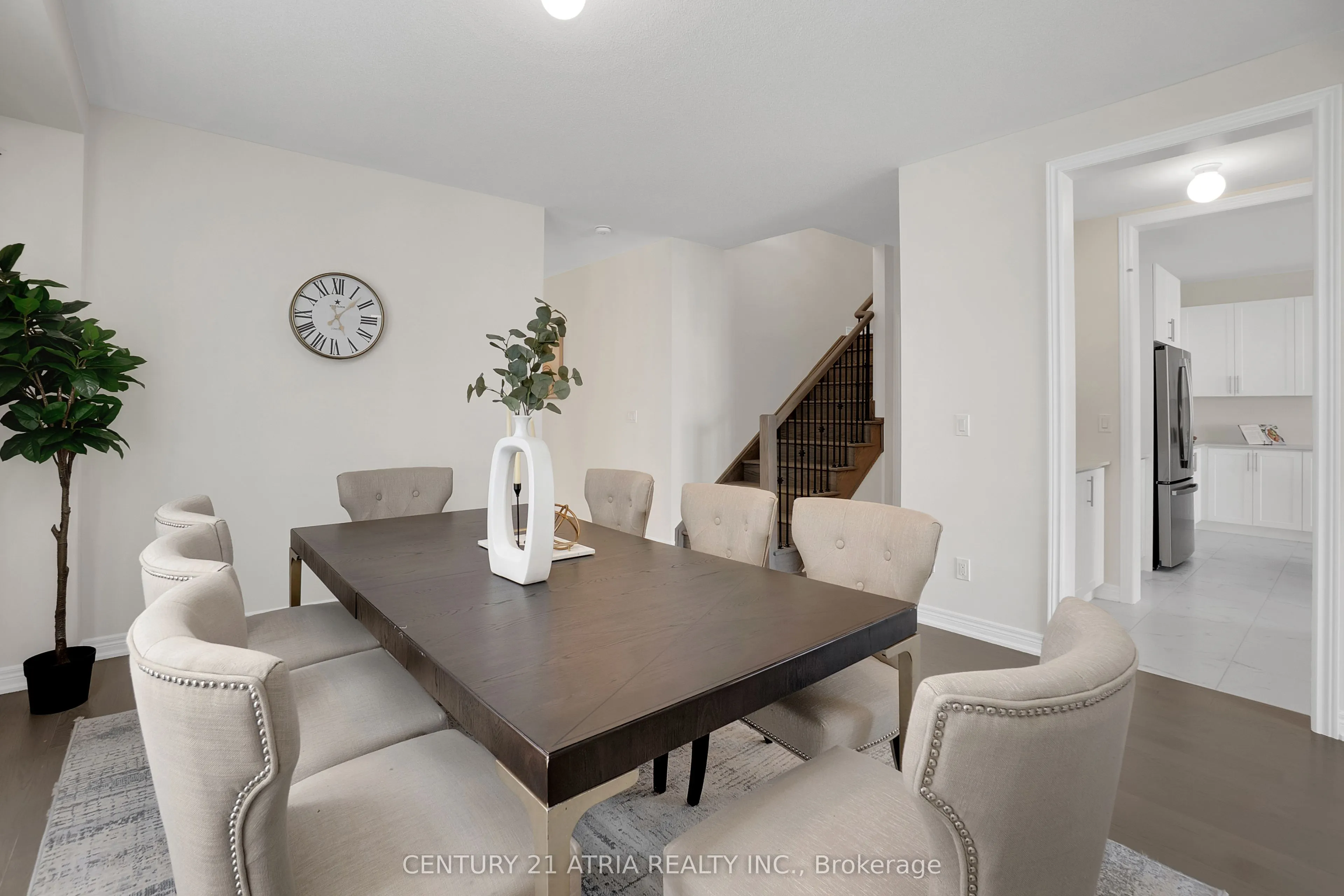 1413 Davis Loop