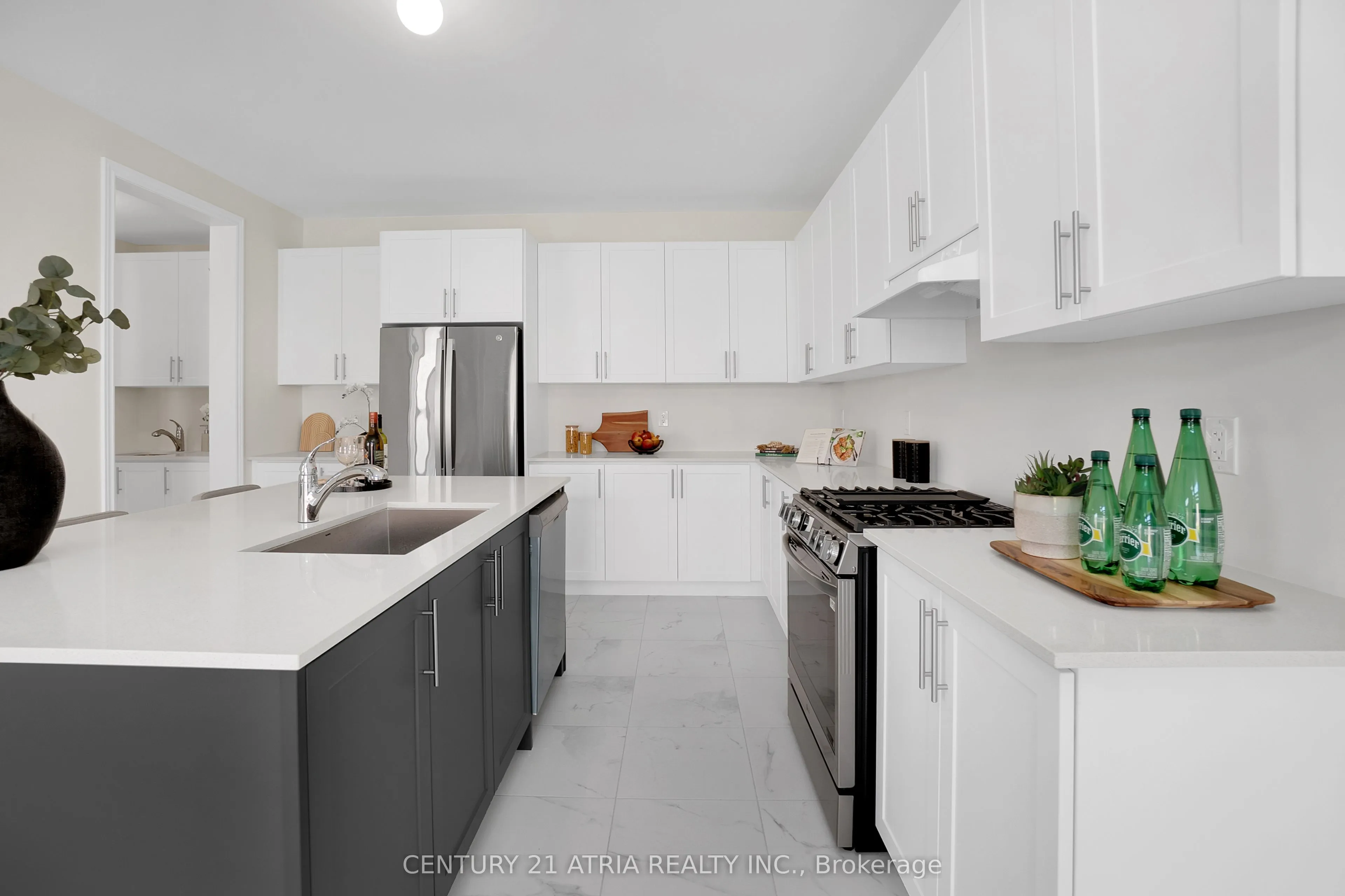 1413 Davis Loop