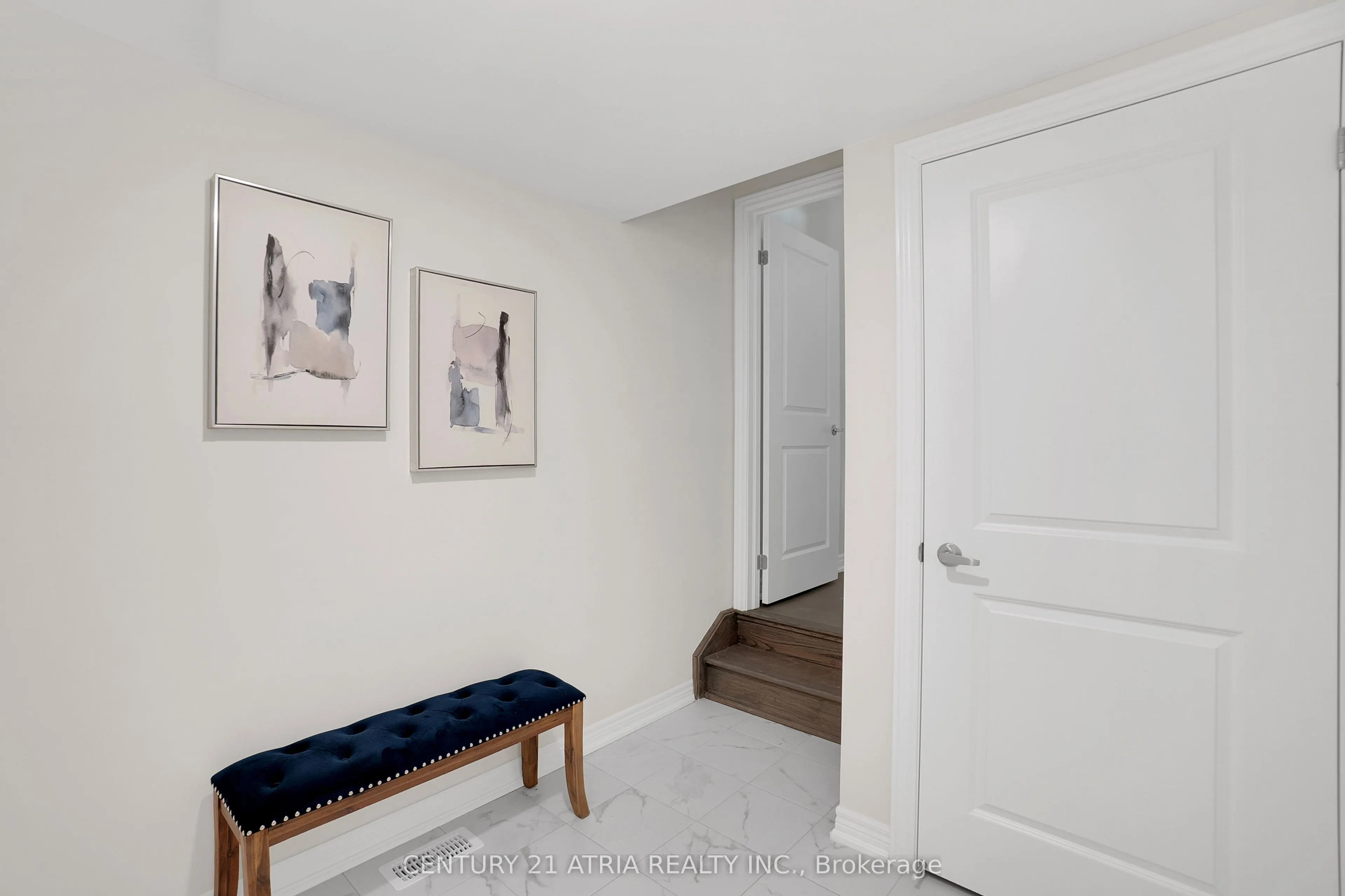 1413 Davis Loop