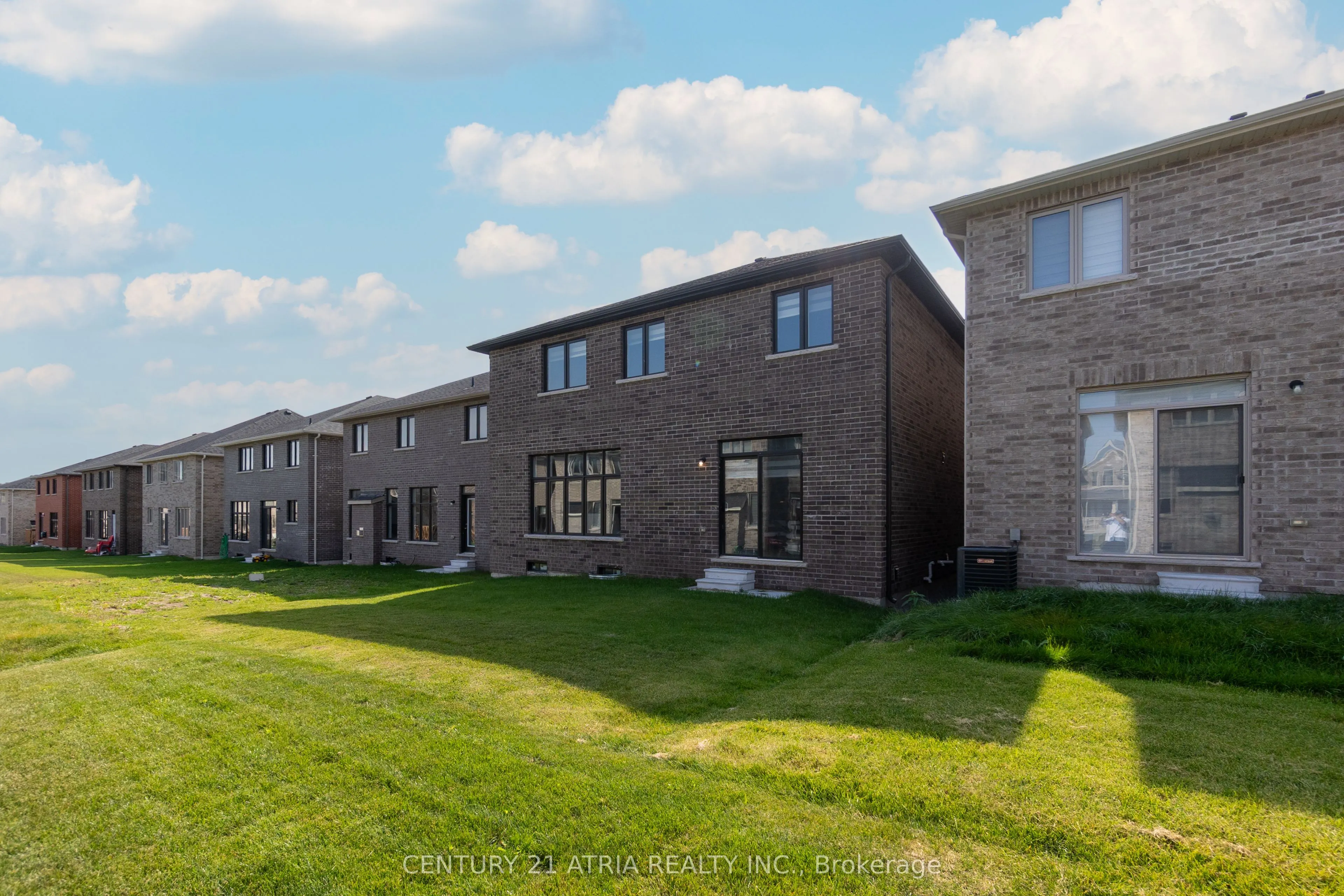 1413 Davis Loop