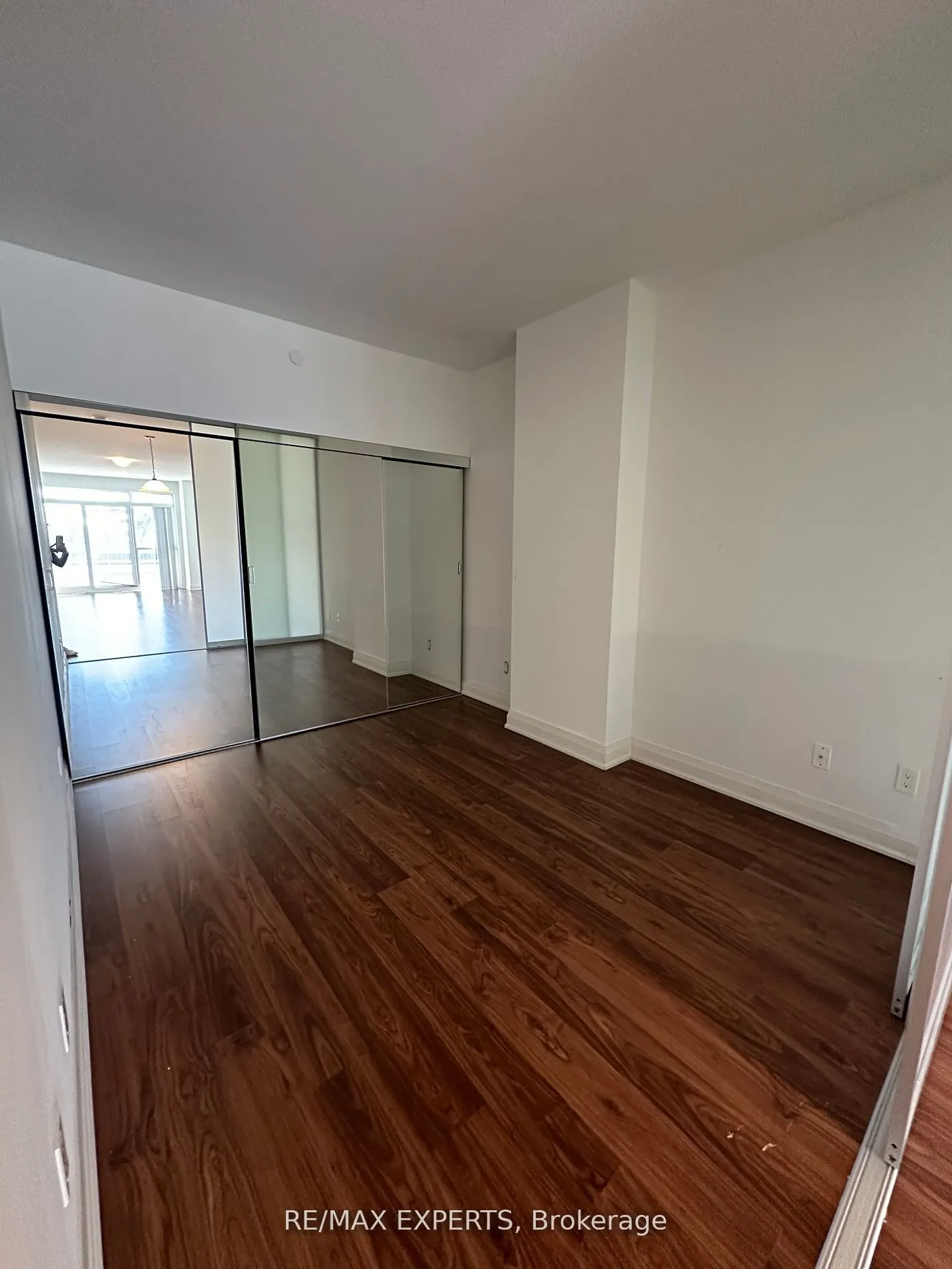 65 Oneida Crescent, #303