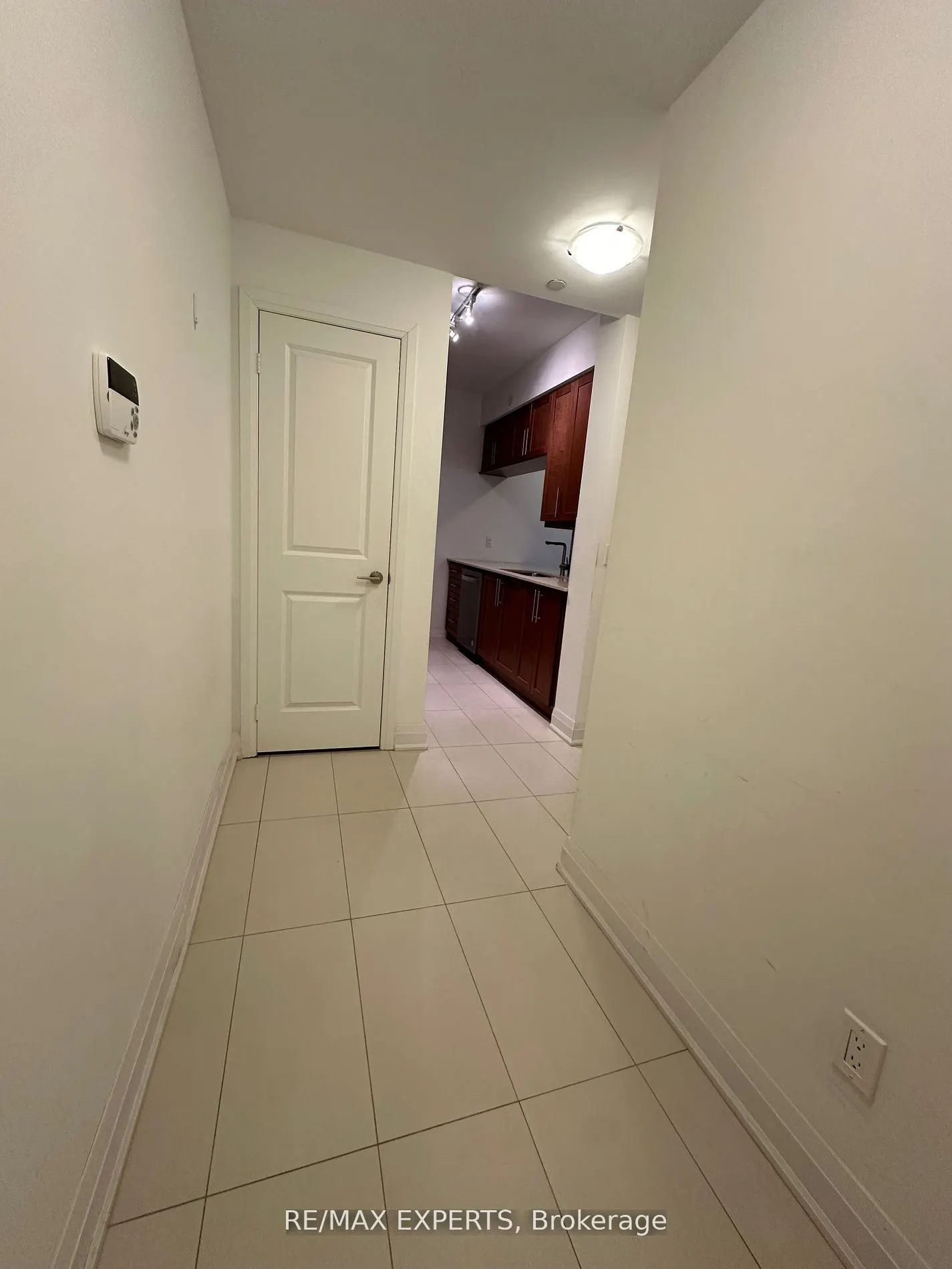 65 Oneida Crescent, #303