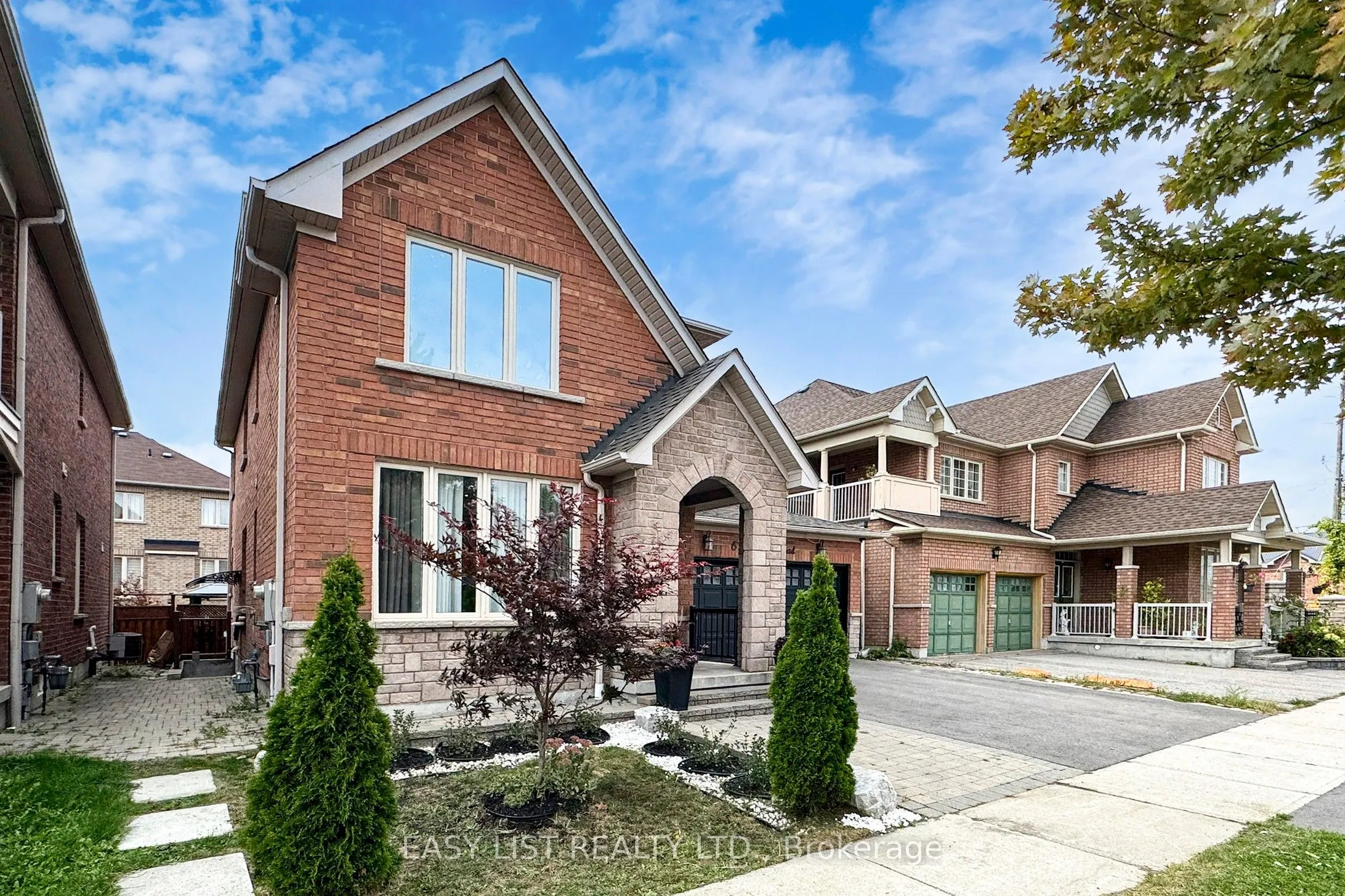 6 Kingshill Road, #Main