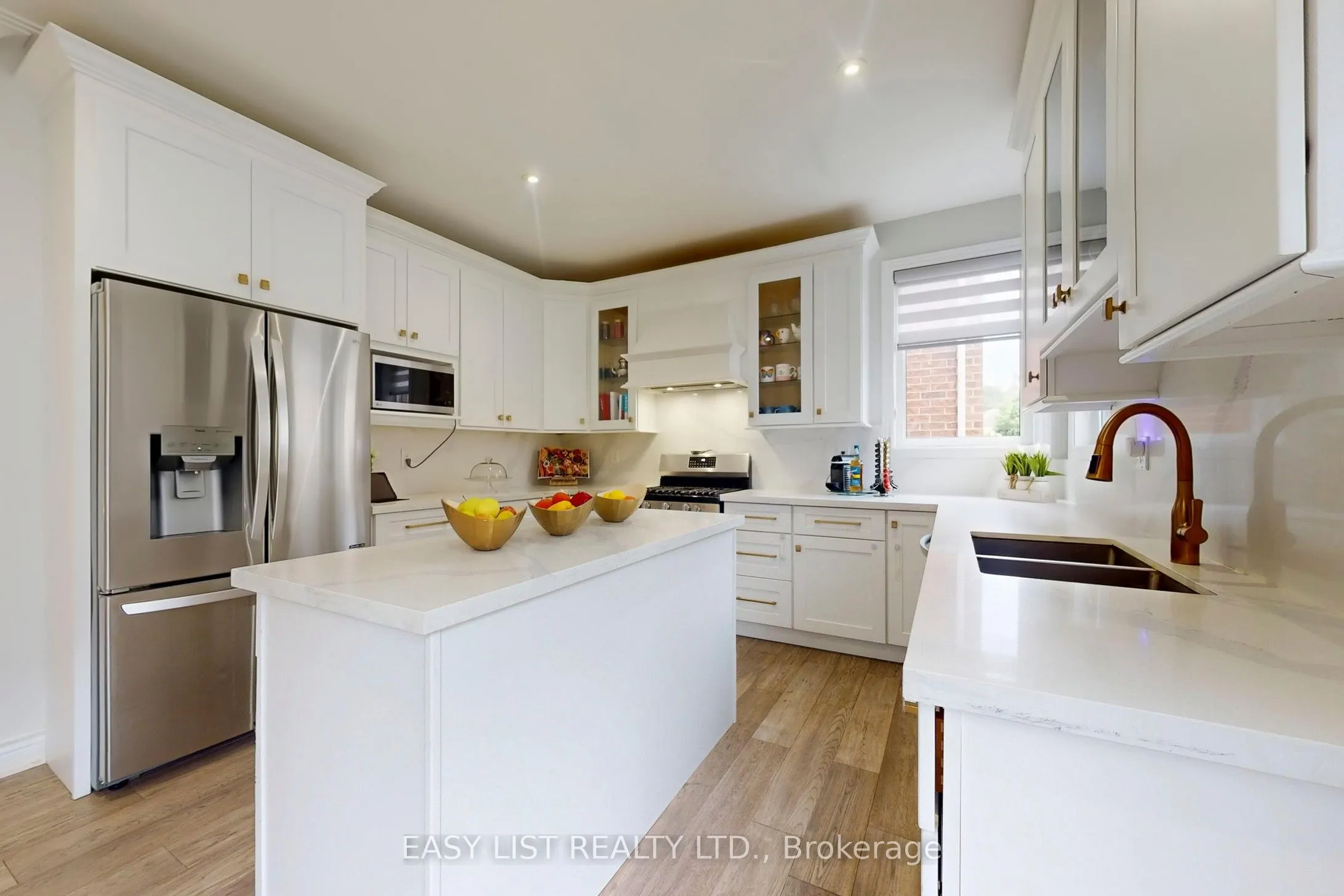 6 Kingshill Road, #Main