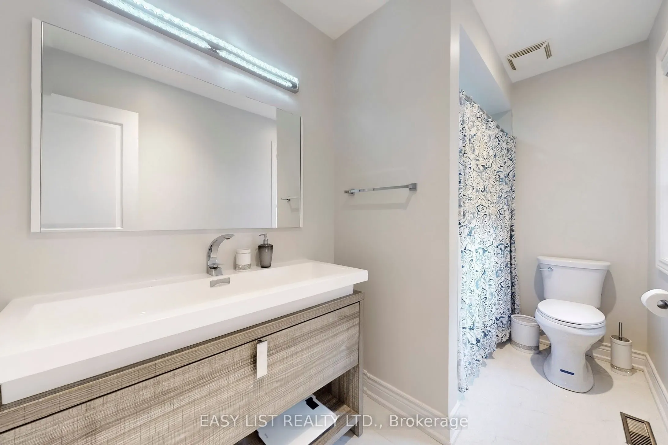 6 Kingshill Road, #Main