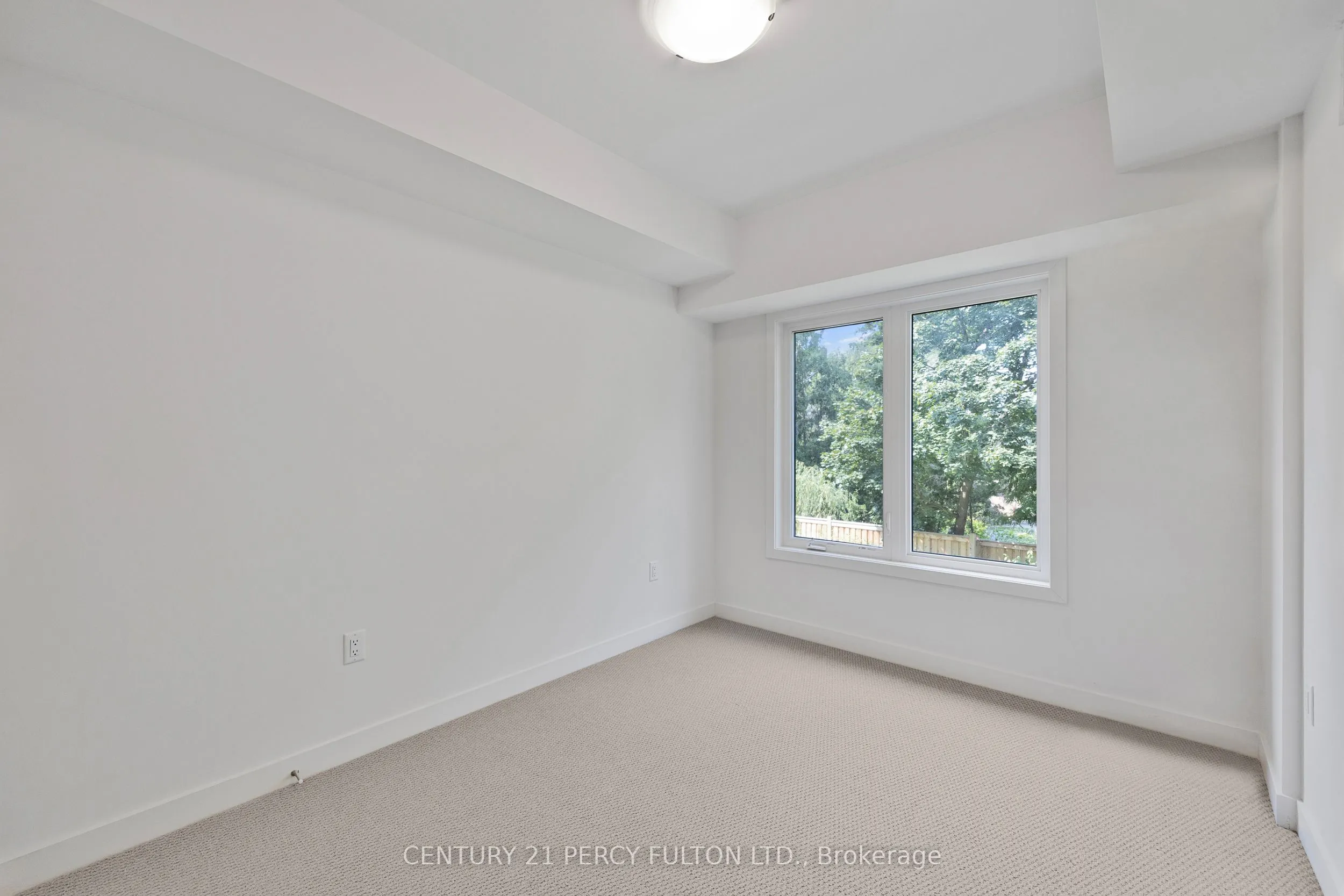 58 Elizabeth Street S, #2206