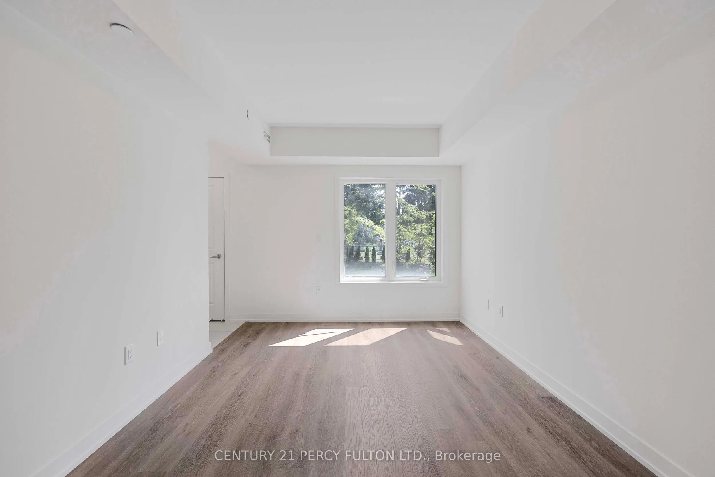 58 Elizabeth Street S, #2206