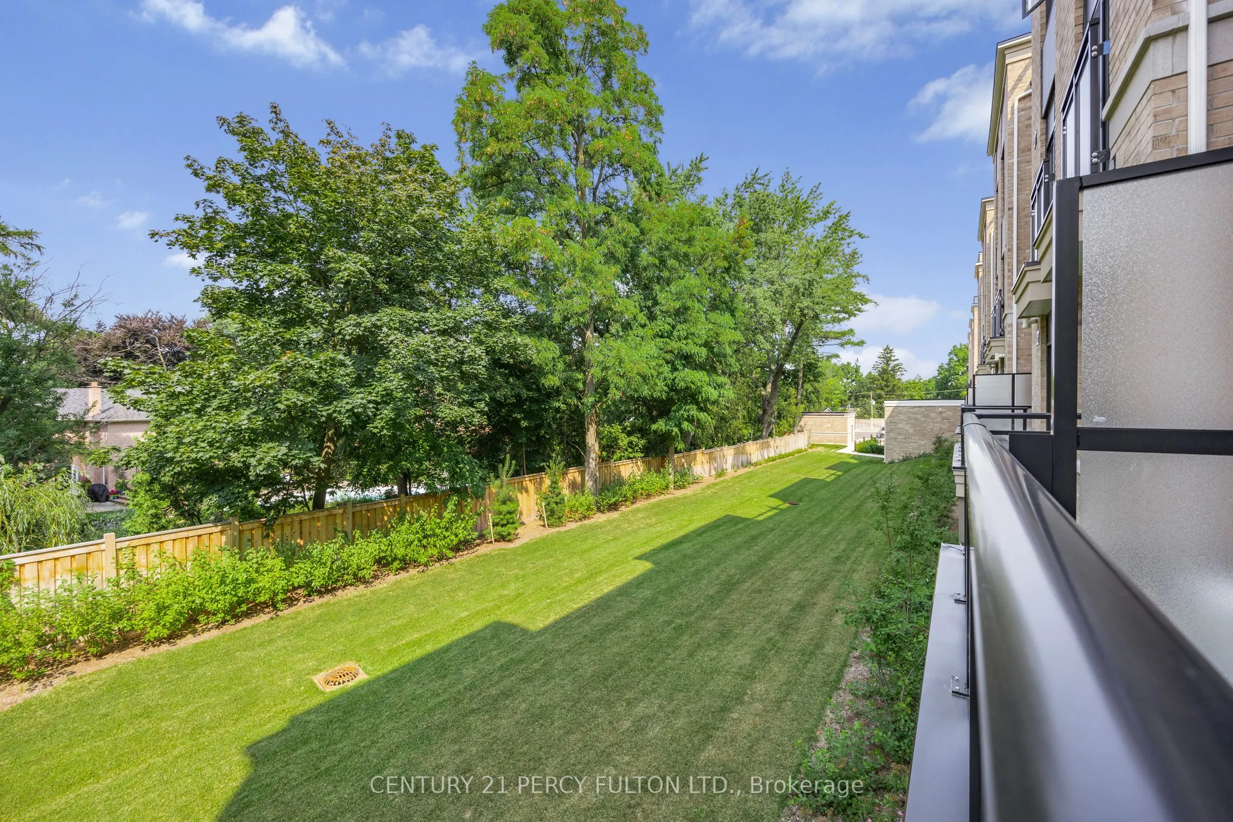 58 Elizabeth Street S, #2208