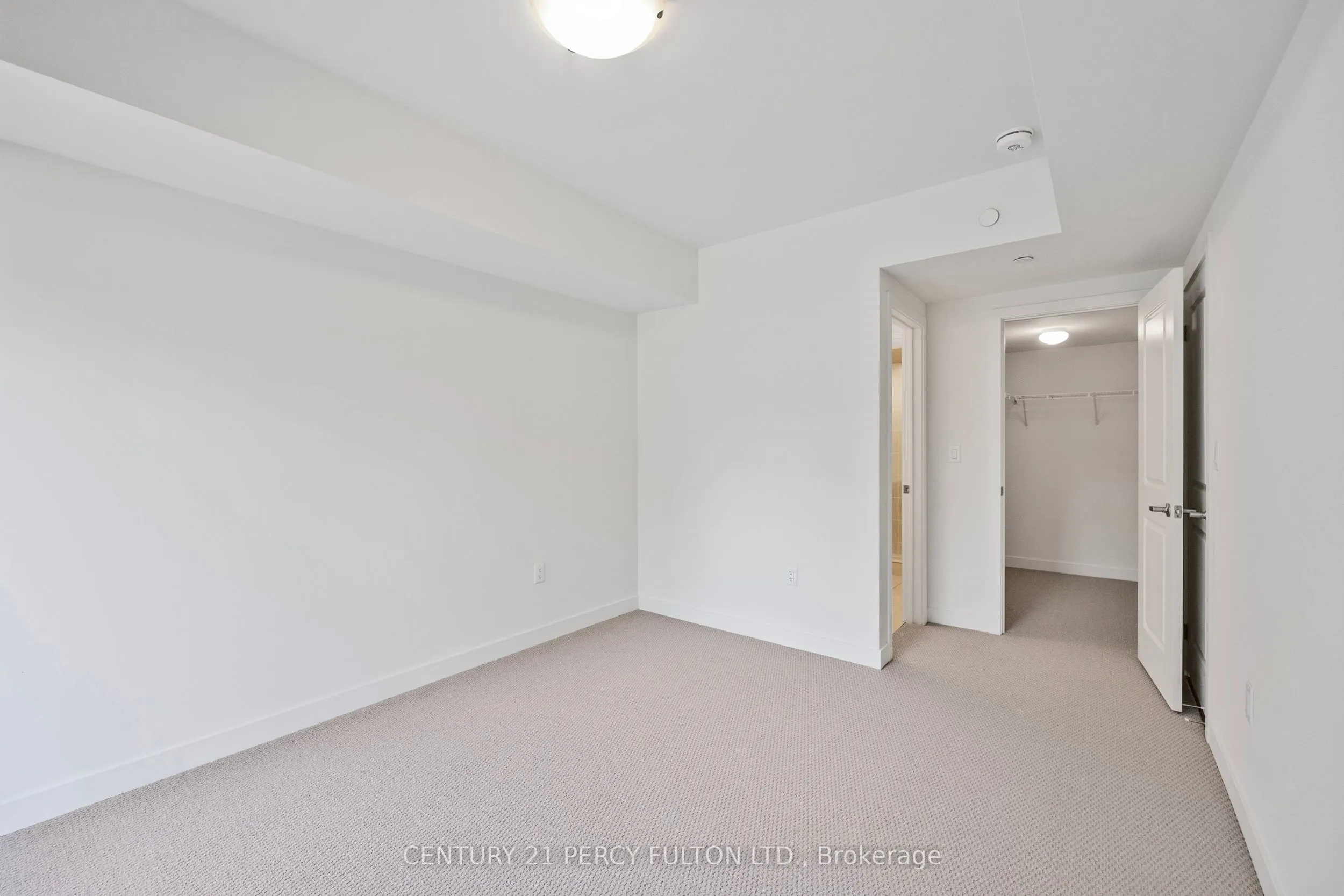 58 Elizabeth Street S, #2208