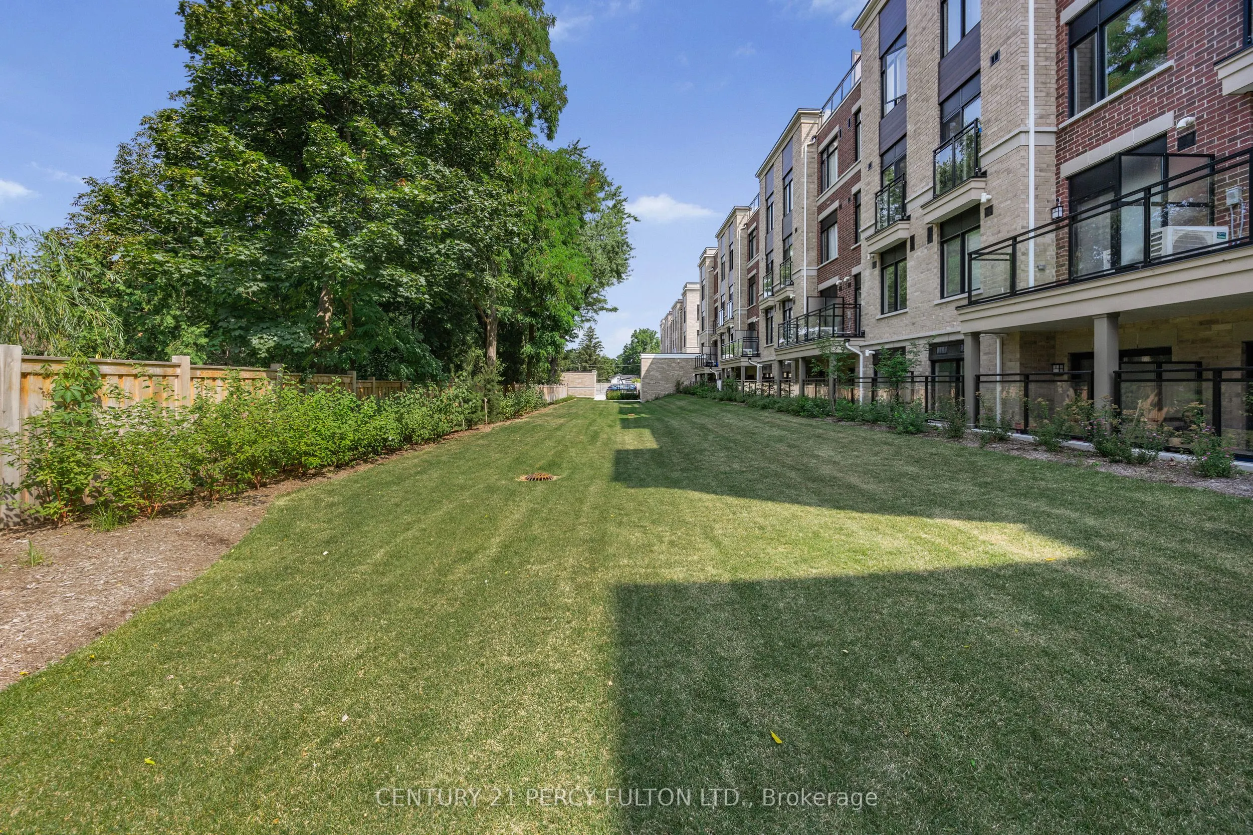 58 Elizabeth Street S, #2208
