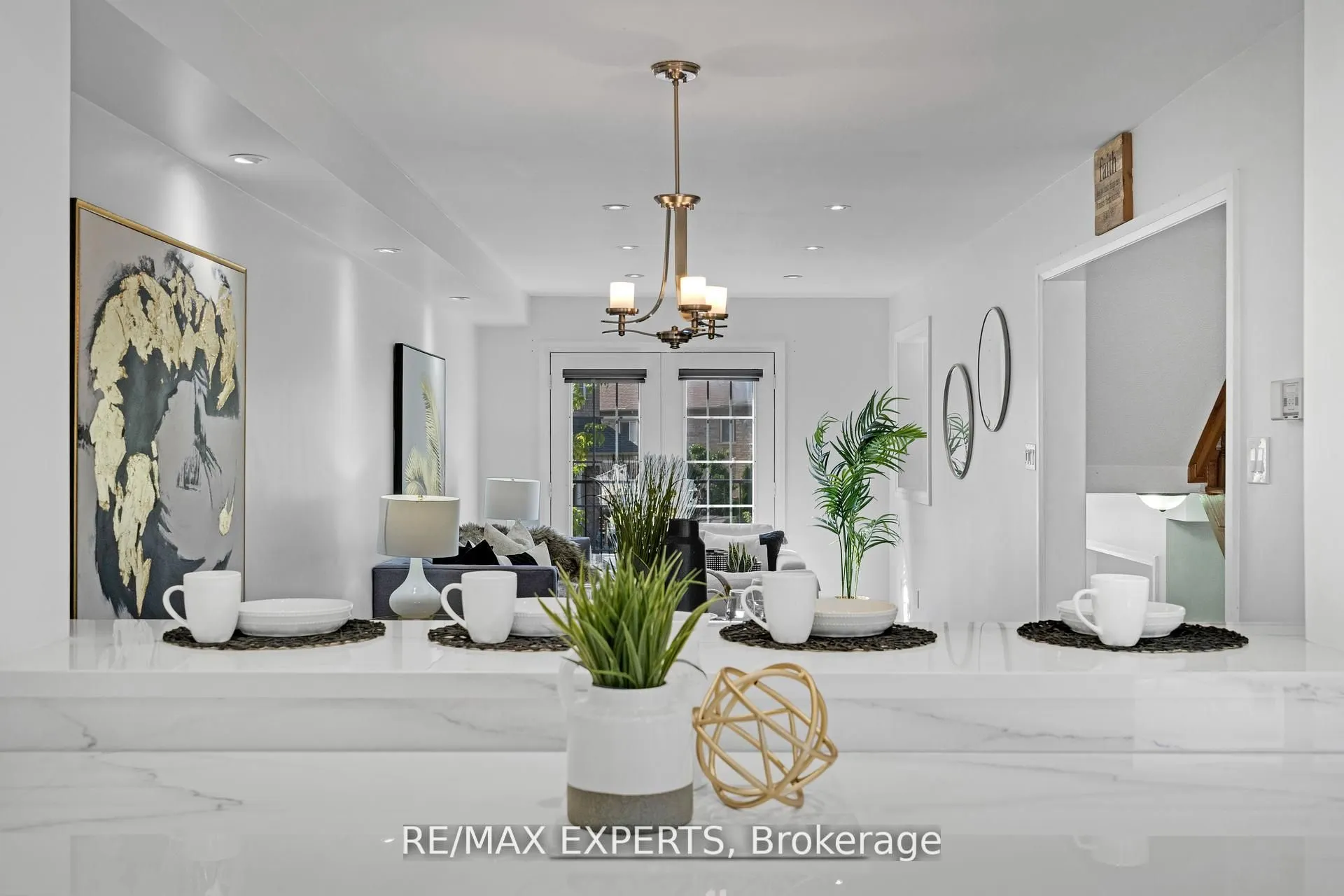 19 Foxchase Avenue, #32