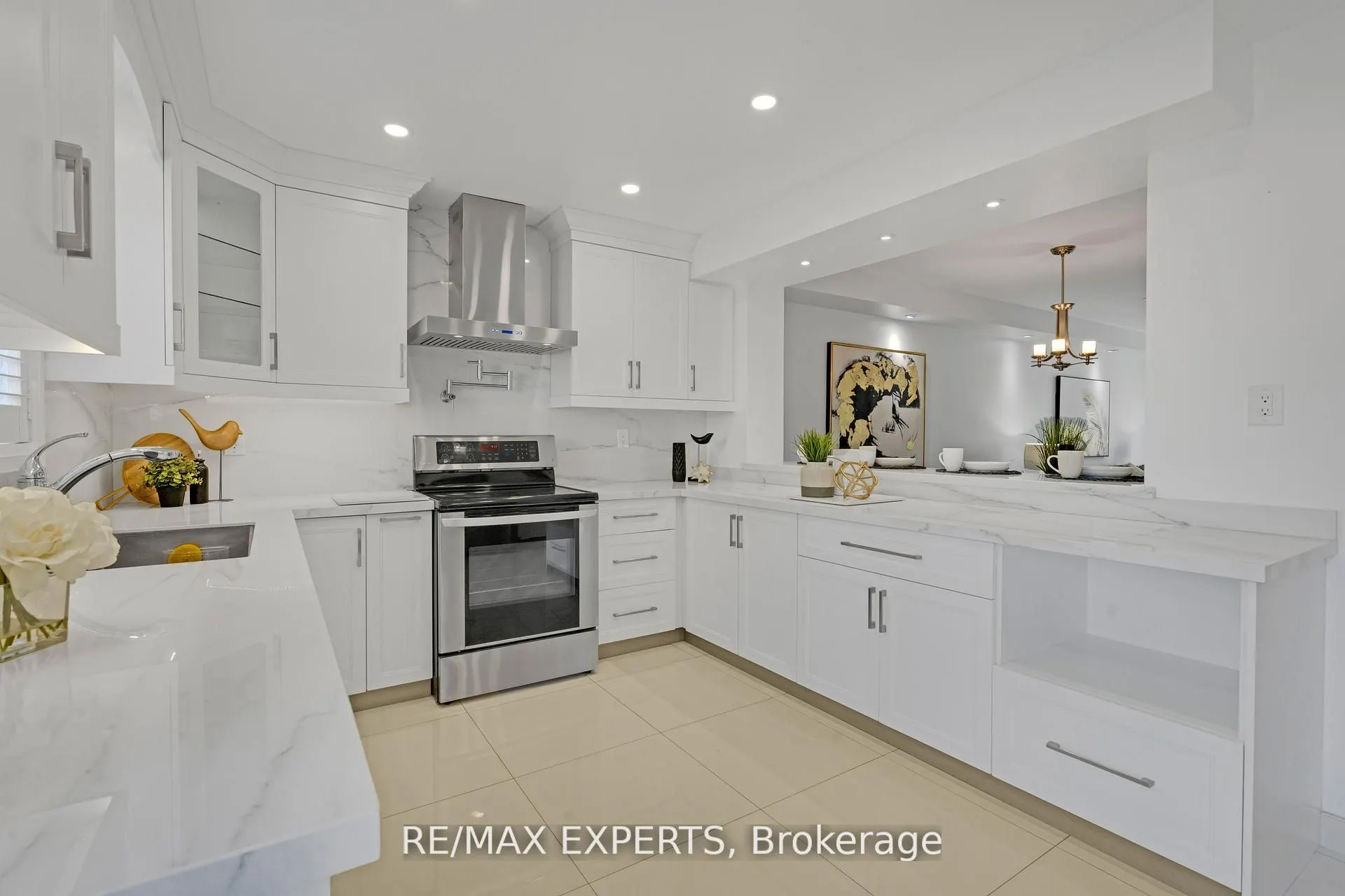 19 Foxchase Avenue, #32