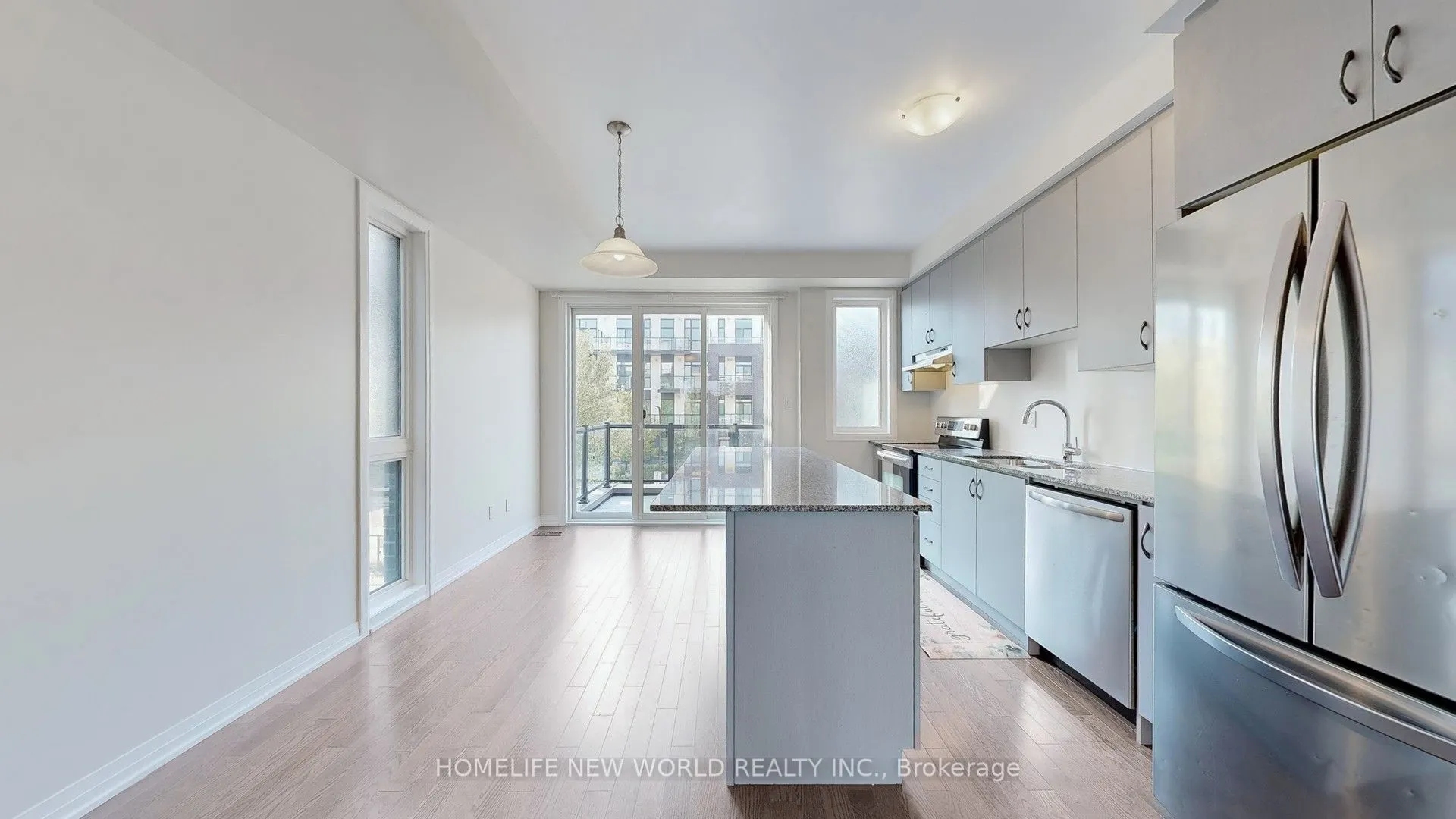 1697 Bur Oak Avenue, #32