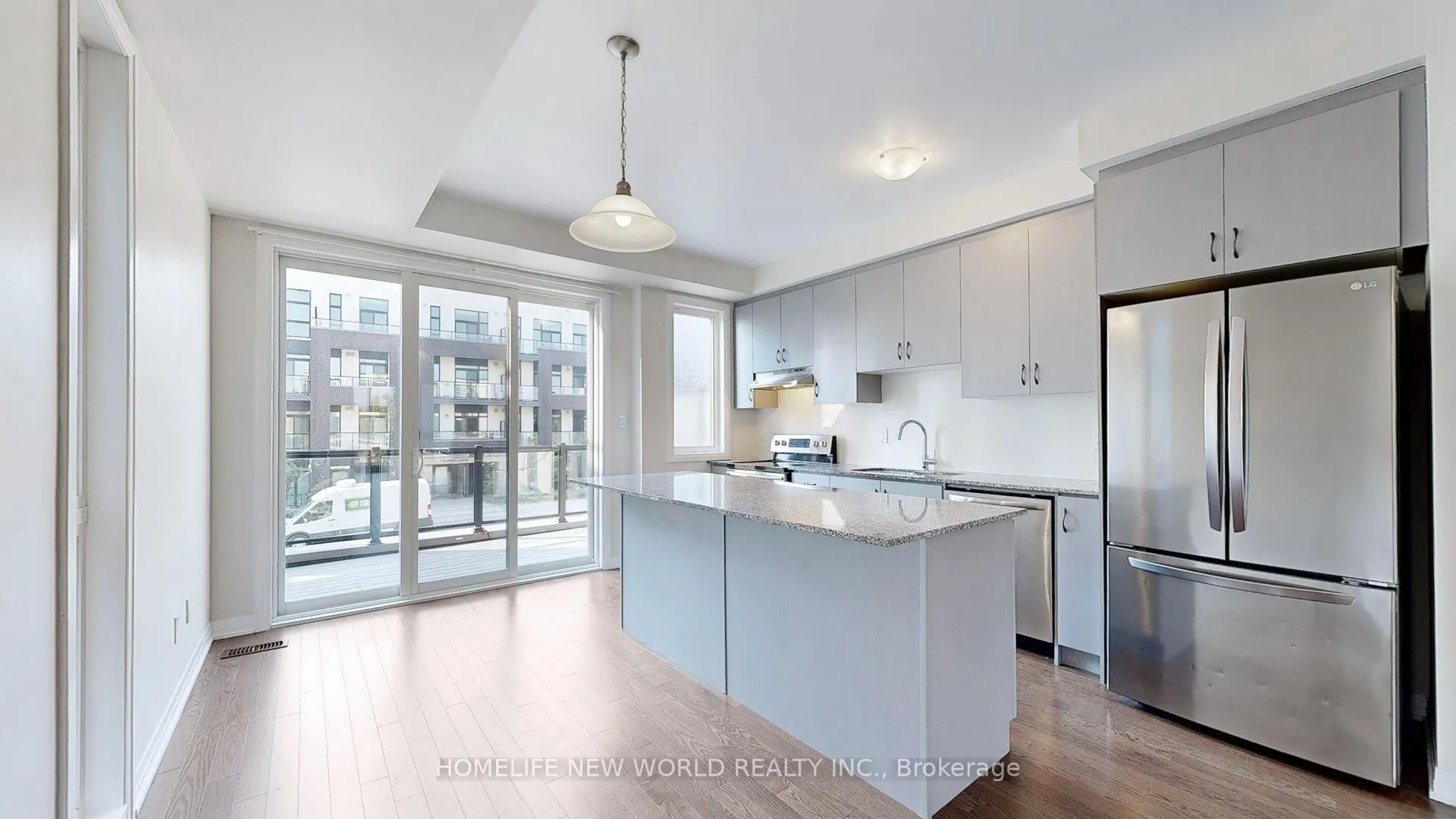 1697 Bur Oak Avenue, #32