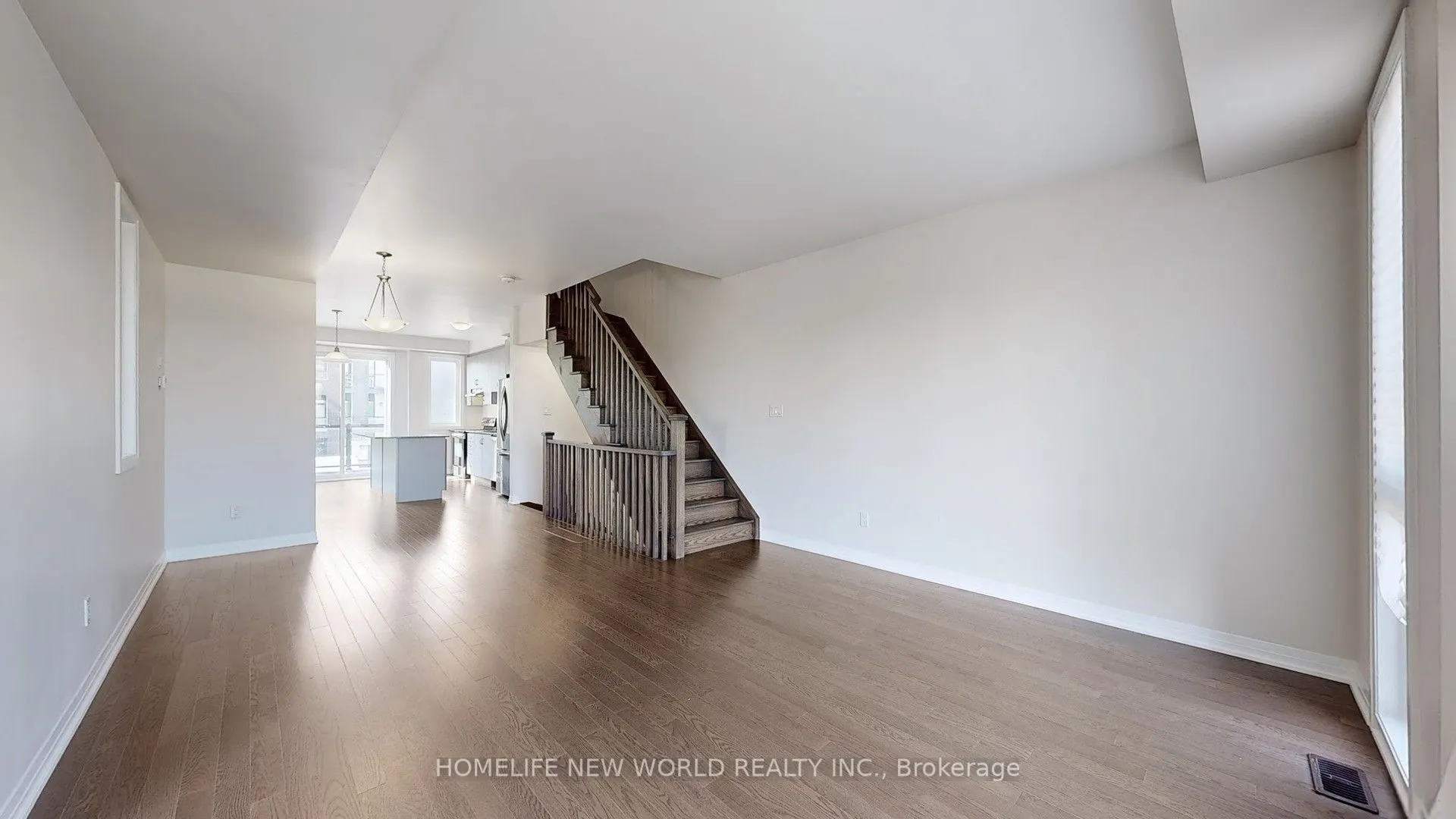 1697 Bur Oak Avenue, #32