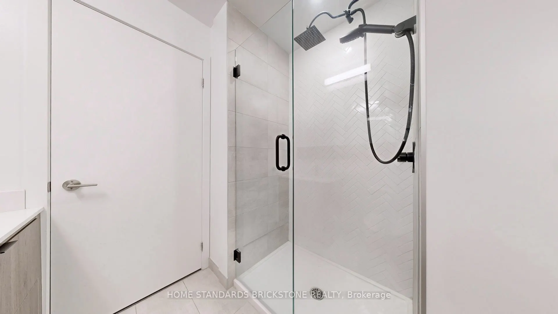 8888 Yonge Street, #321