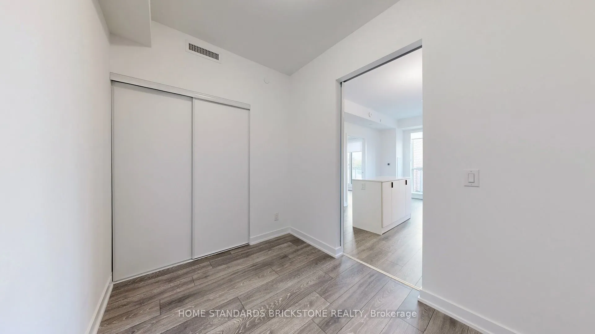 8888 Yonge Street, #321
